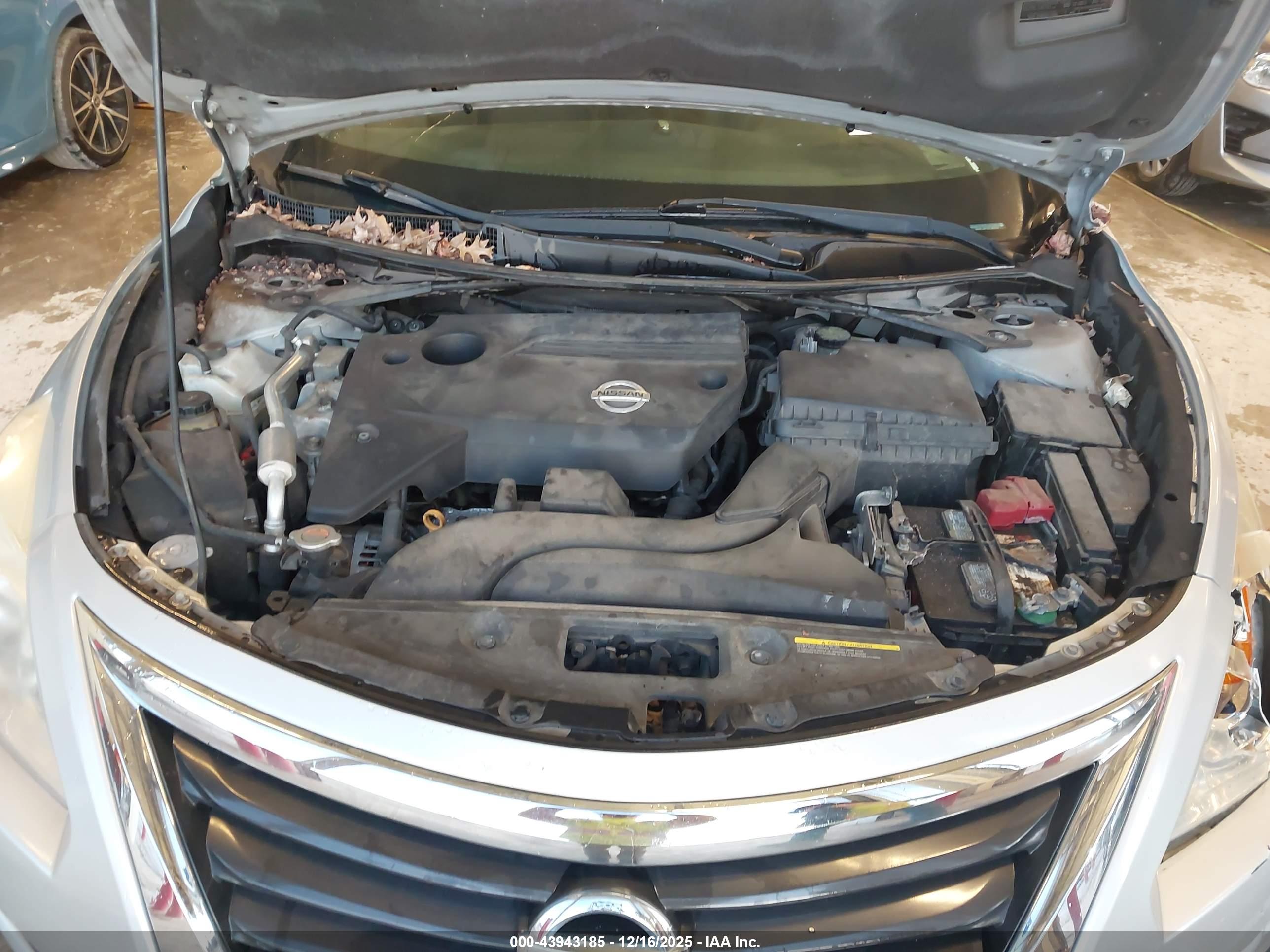 NISSAN ALTIMA image 10