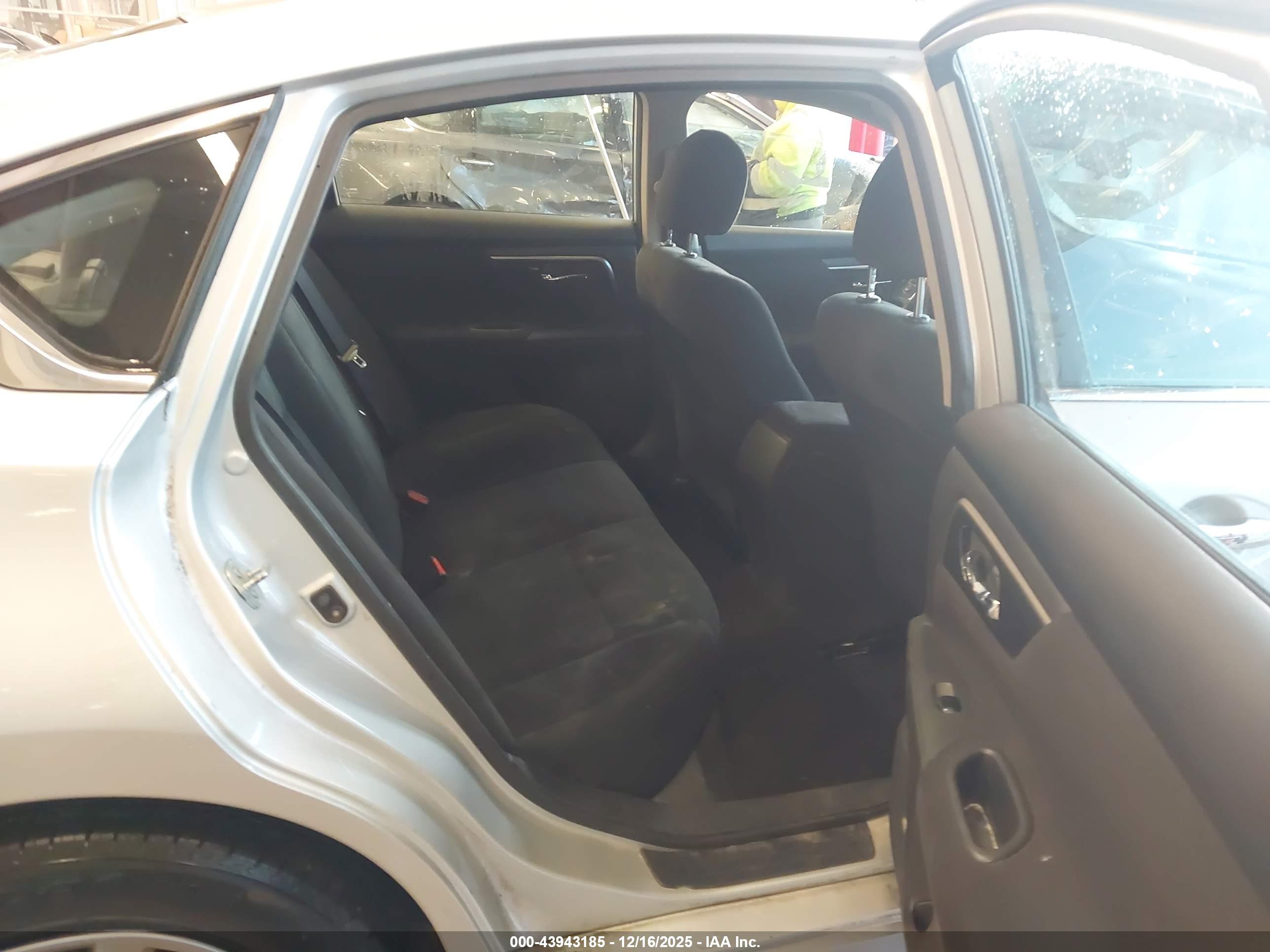 NISSAN ALTIMA image 8