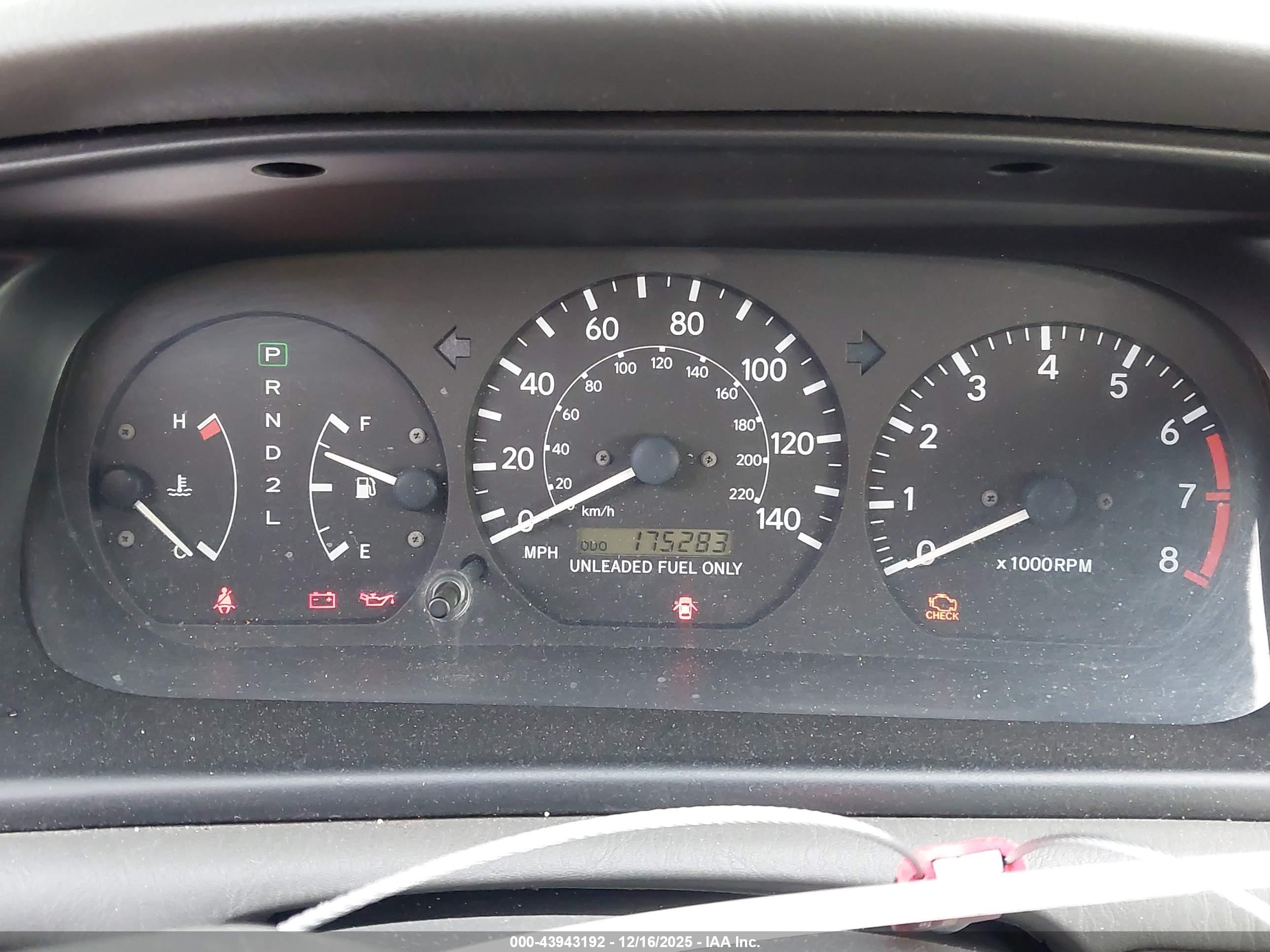 TOYOTA CAMRY image 7