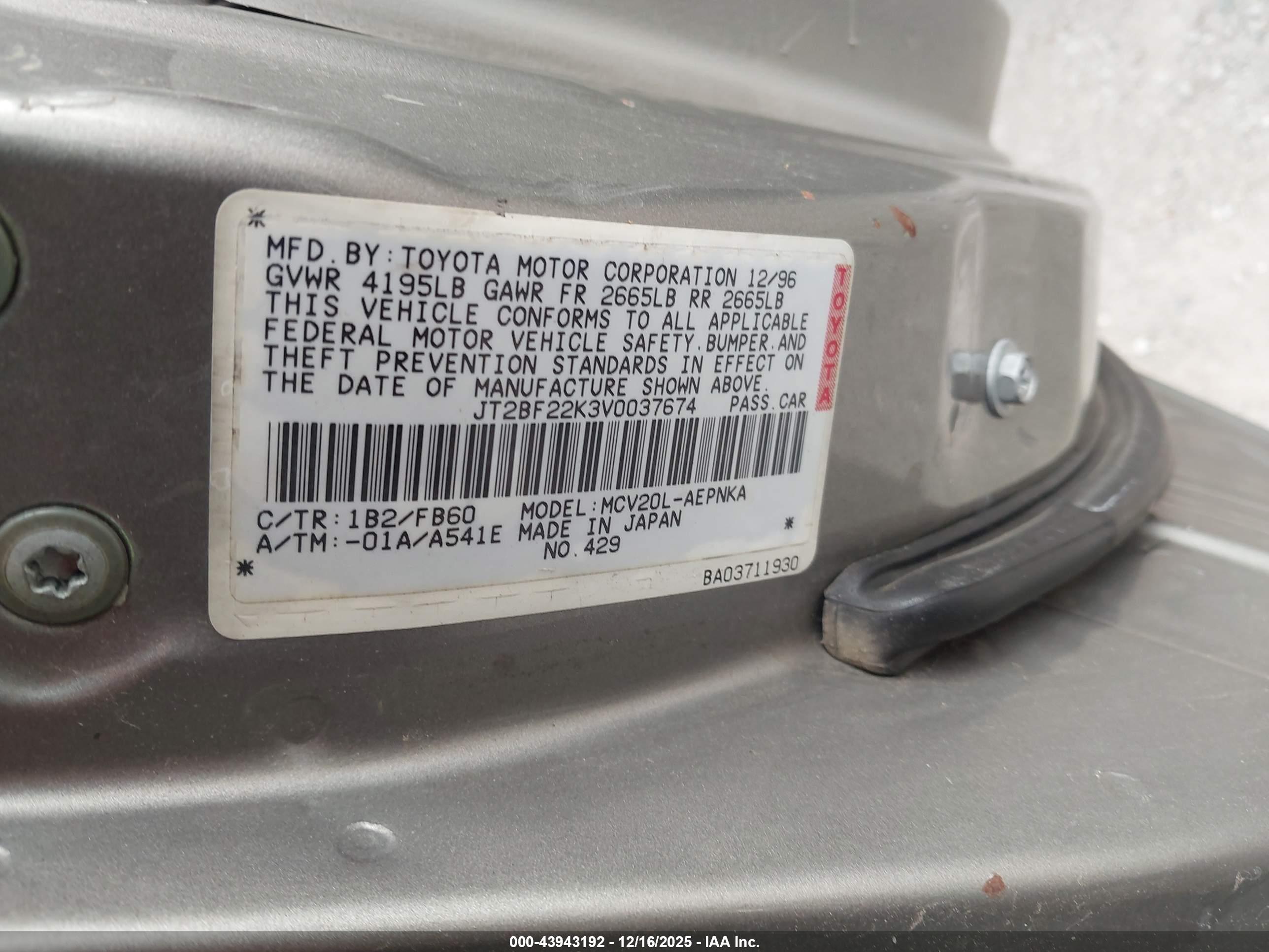 TOYOTA CAMRY image 9