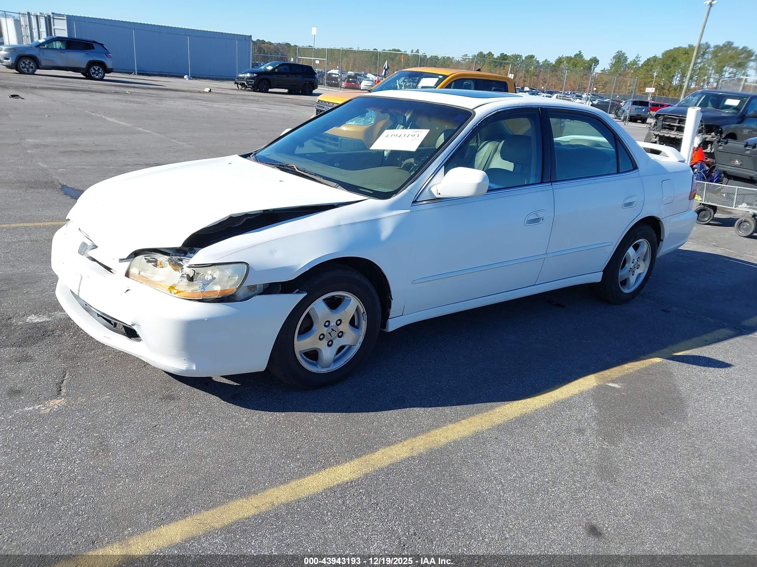 HONDA ACCORD image 2