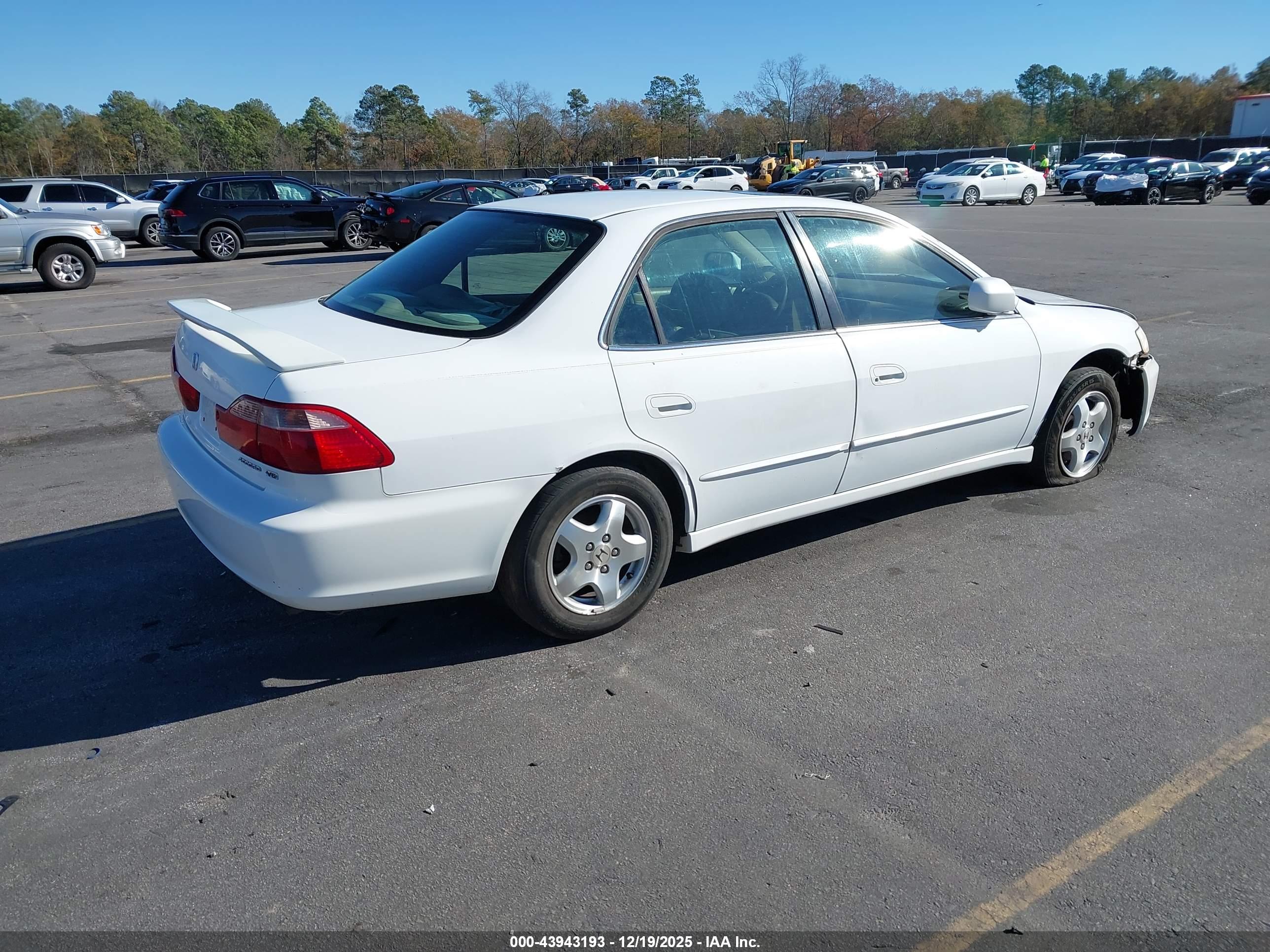 HONDA ACCORD image 4