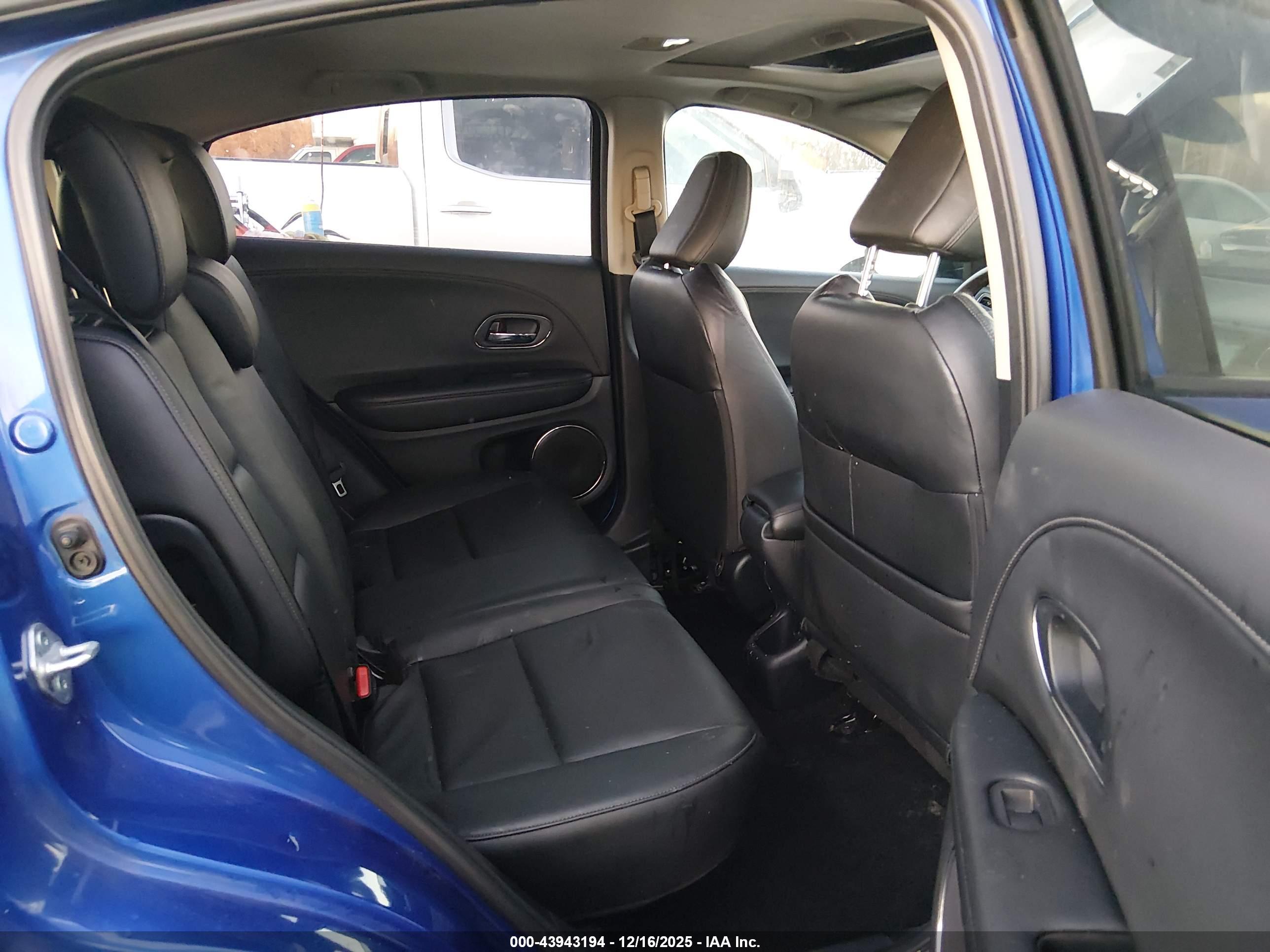 HONDA HR-V image 8