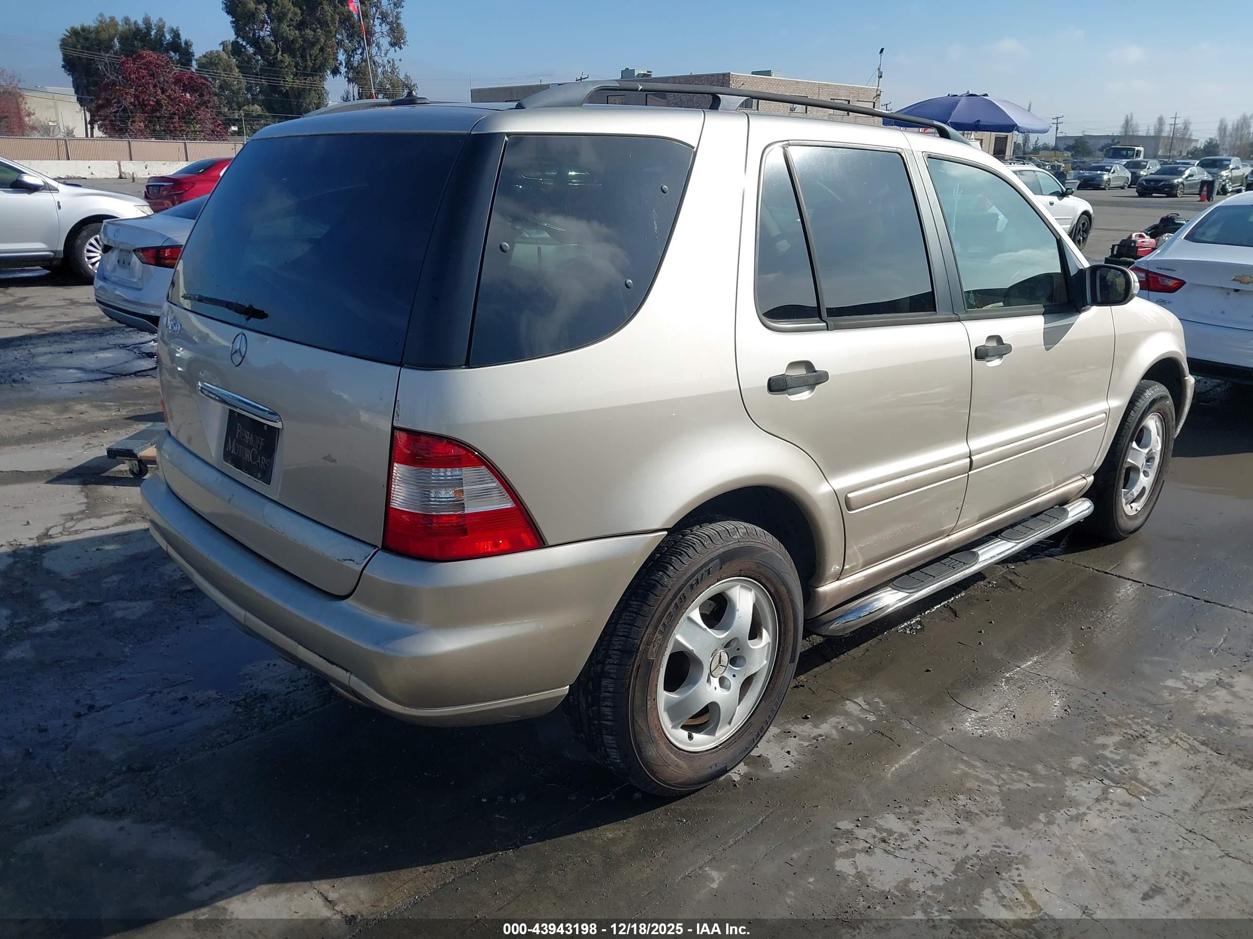 MERCEDES-BENZ ML image 4
