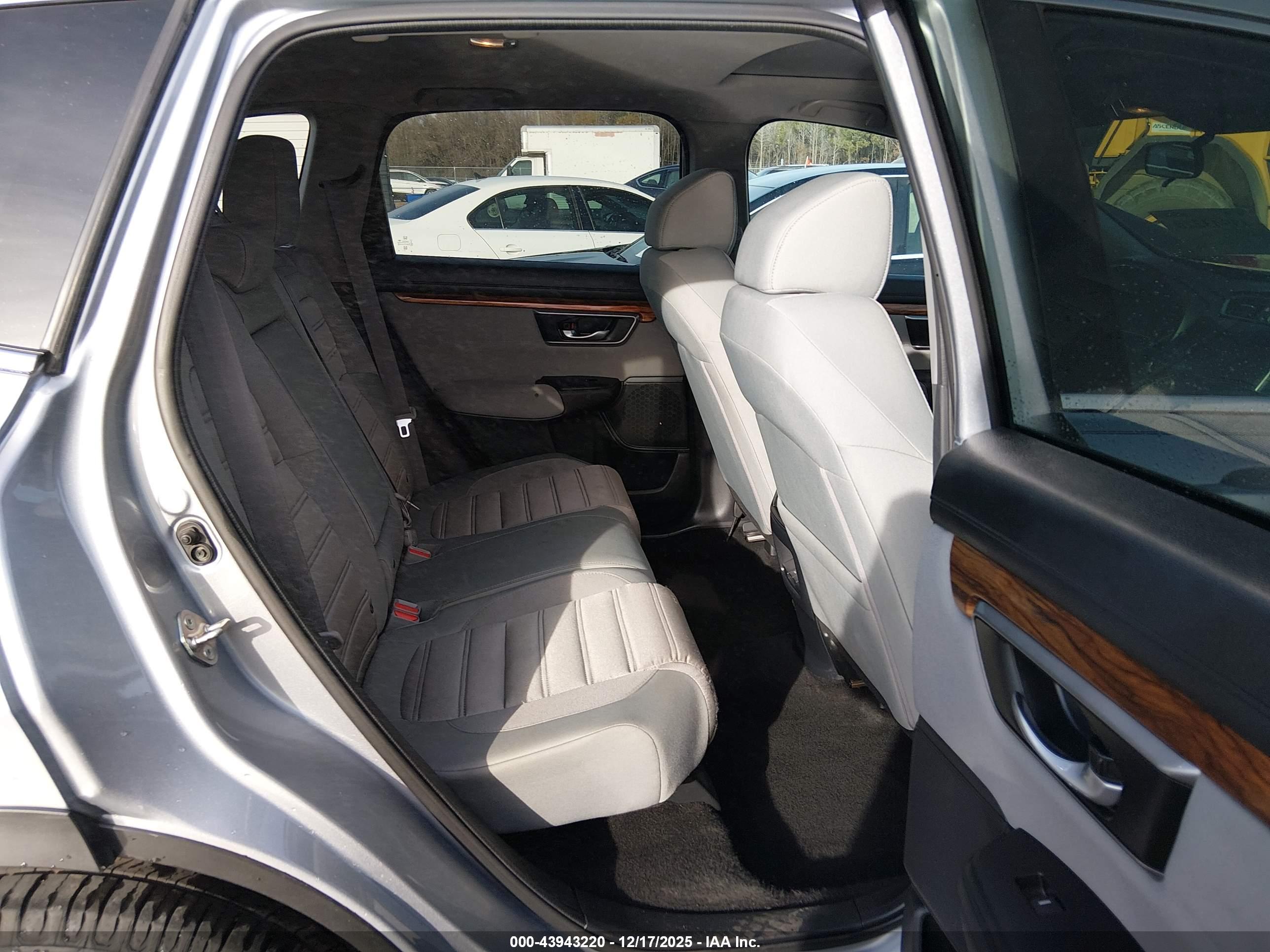 HONDA CR-V image 8