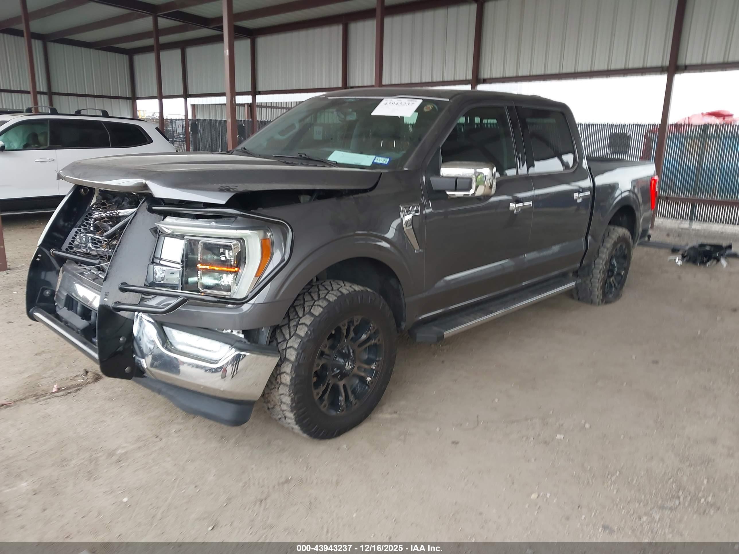 FORD F-150 image 2