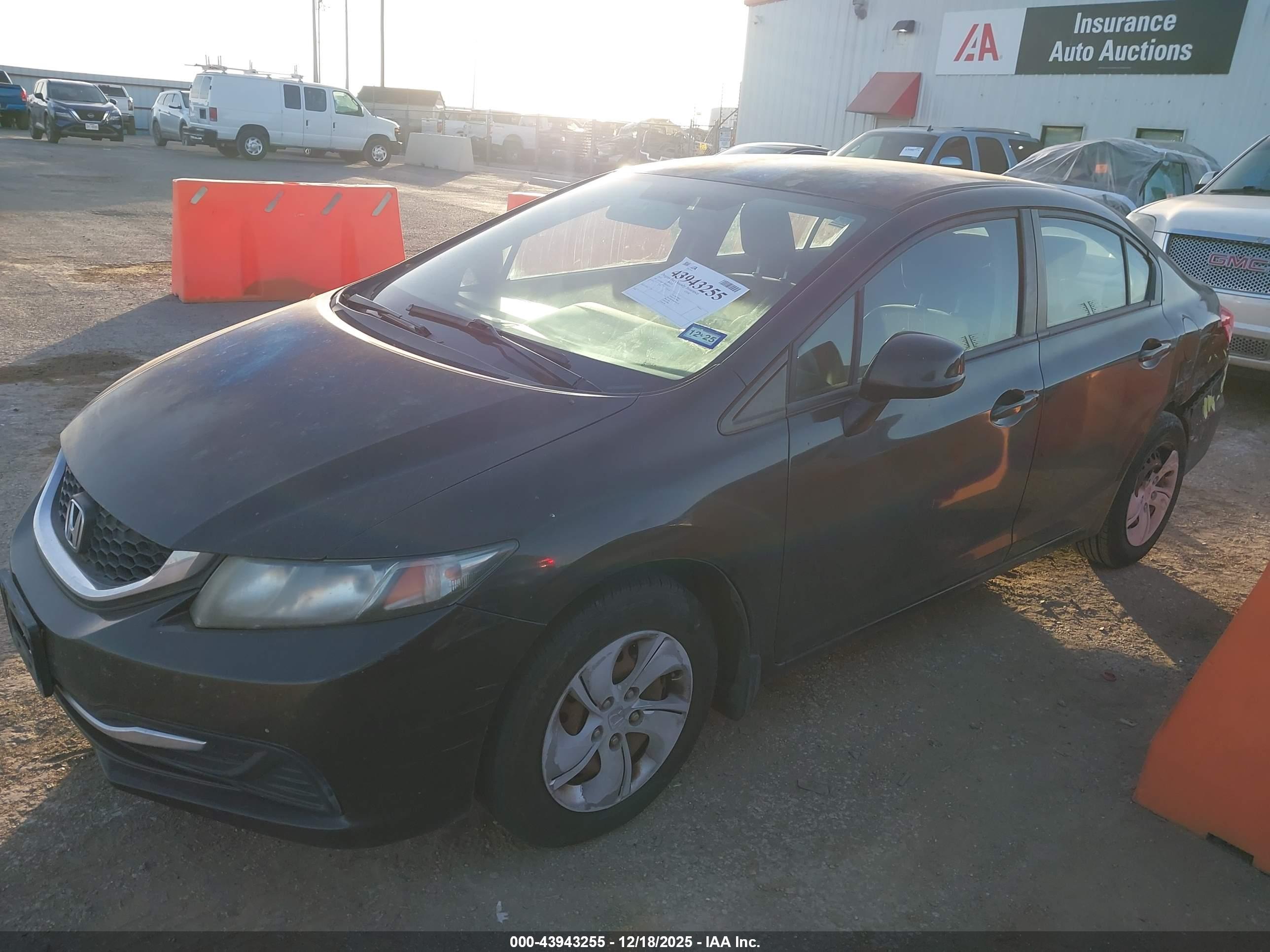 HONDA CIVIC image 2