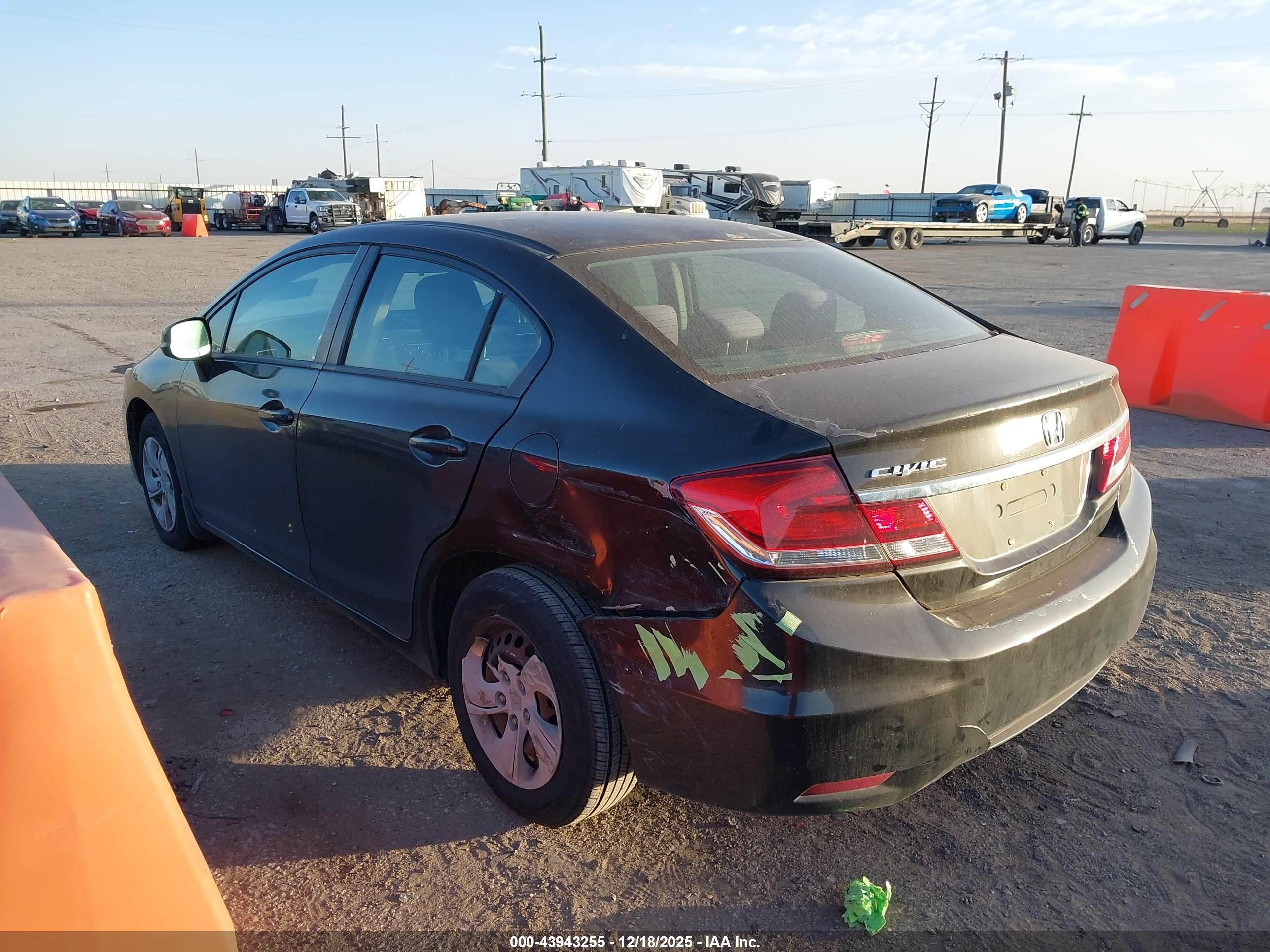 HONDA CIVIC image 3