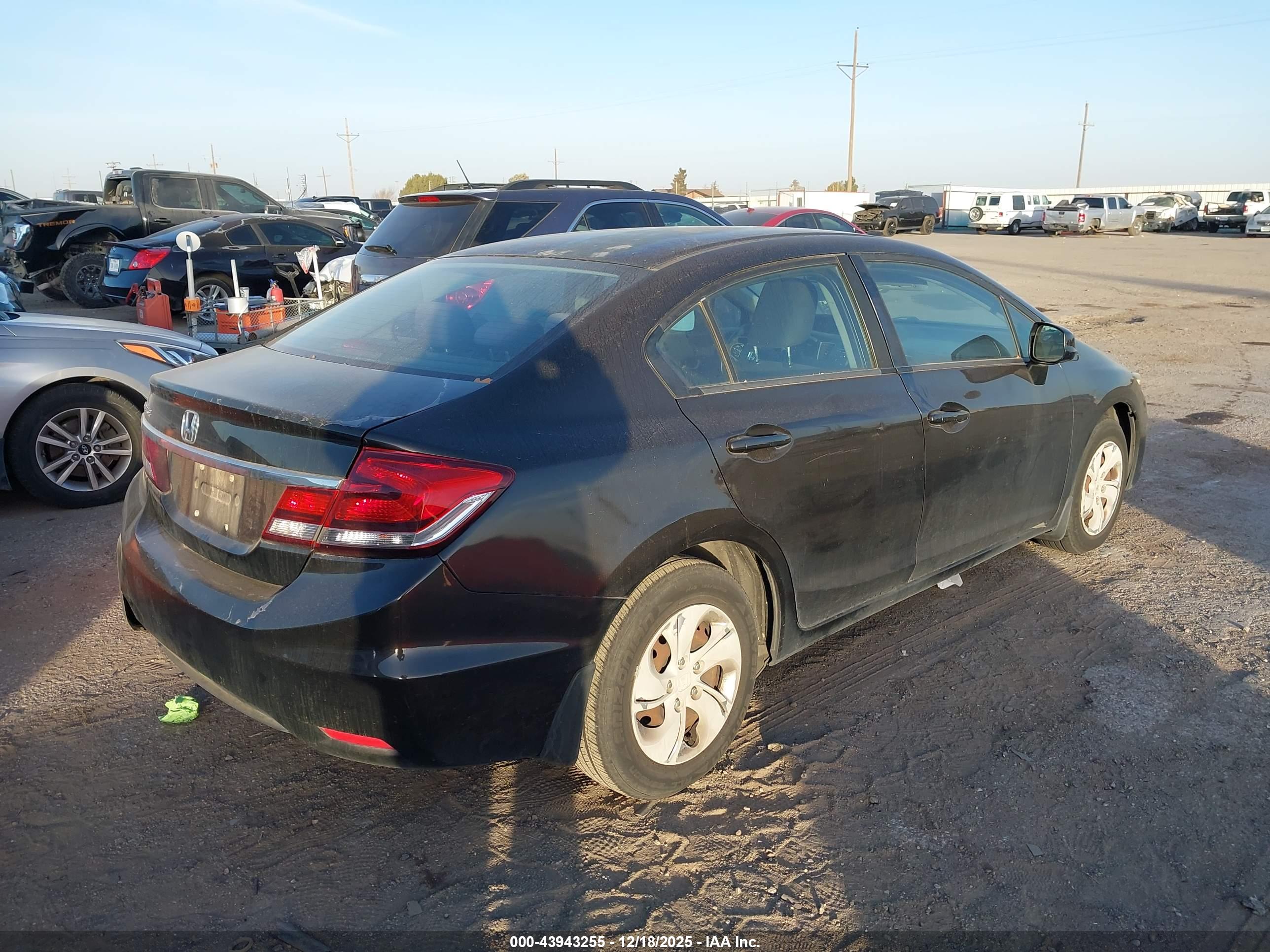 HONDA CIVIC image 4