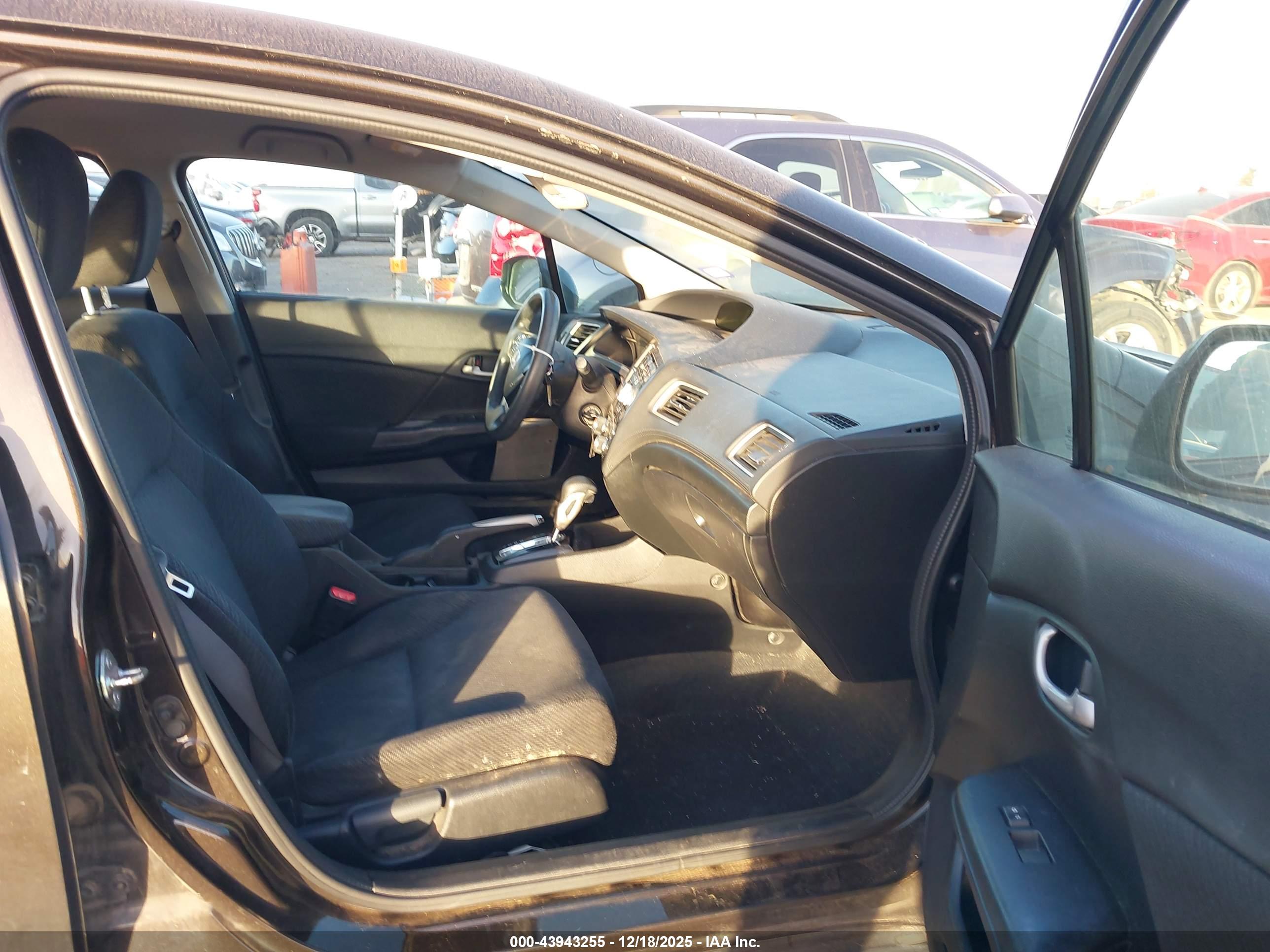HONDA CIVIC image 5