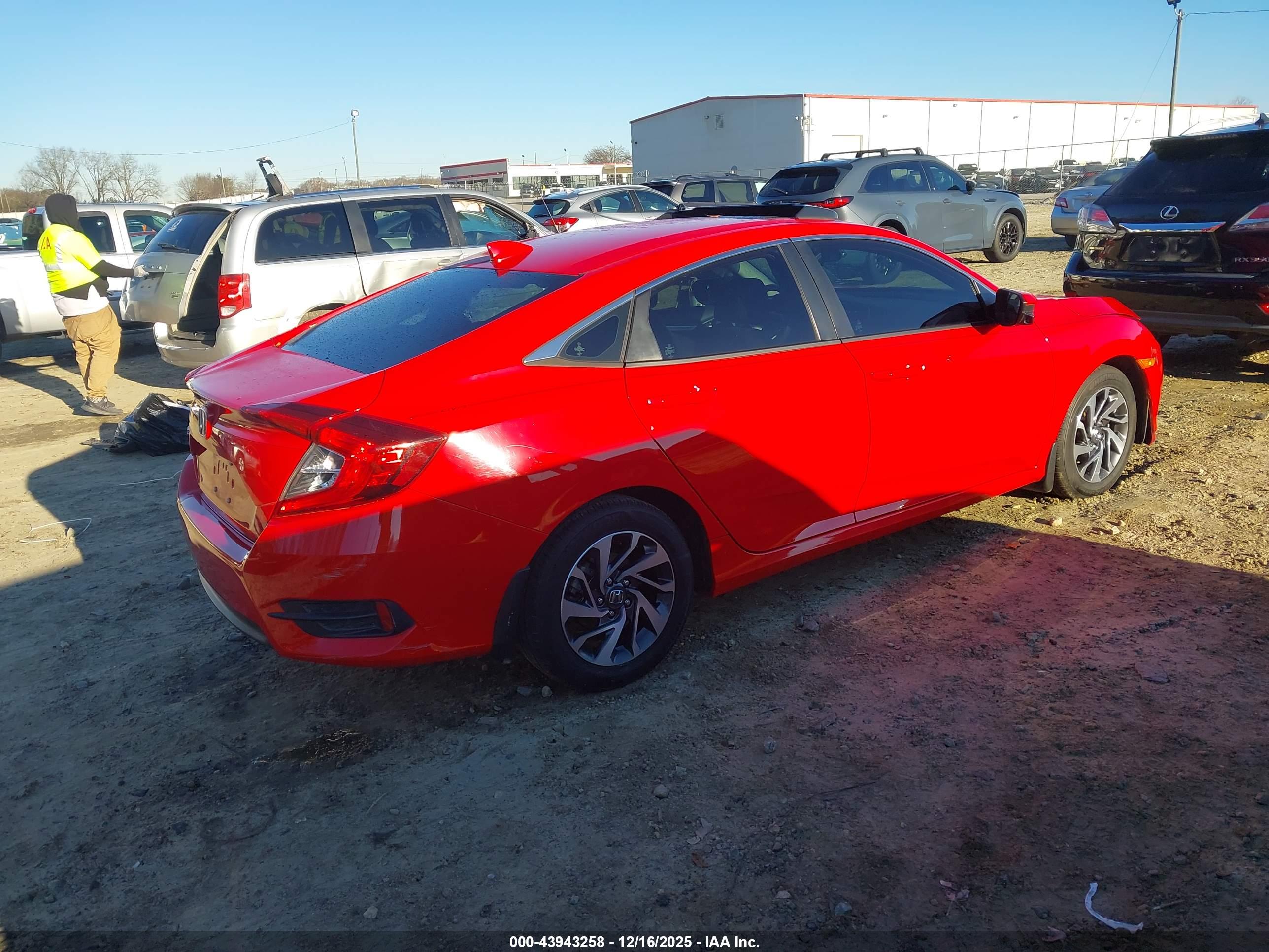HONDA CIVIC image 4