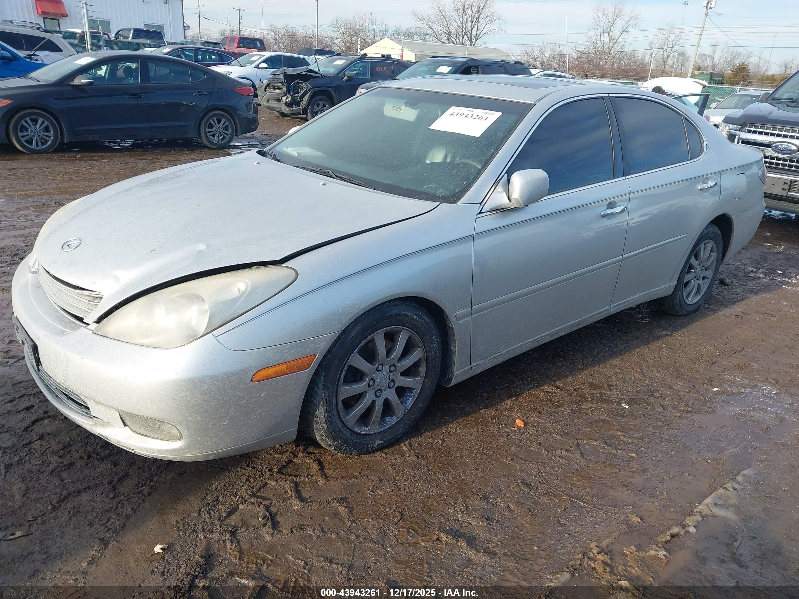 LEXUS ES image 2