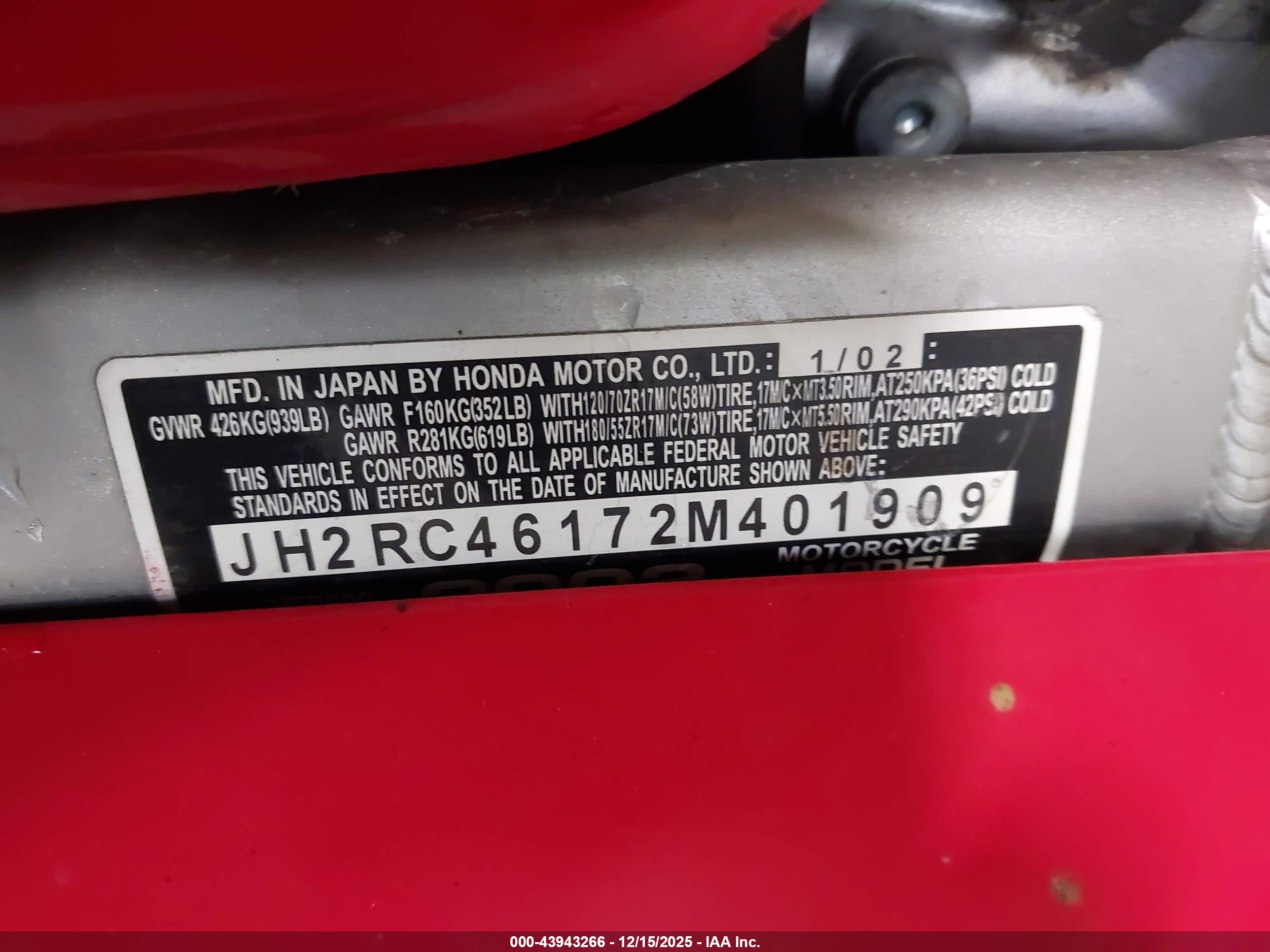 HONDA VFR800 image 10