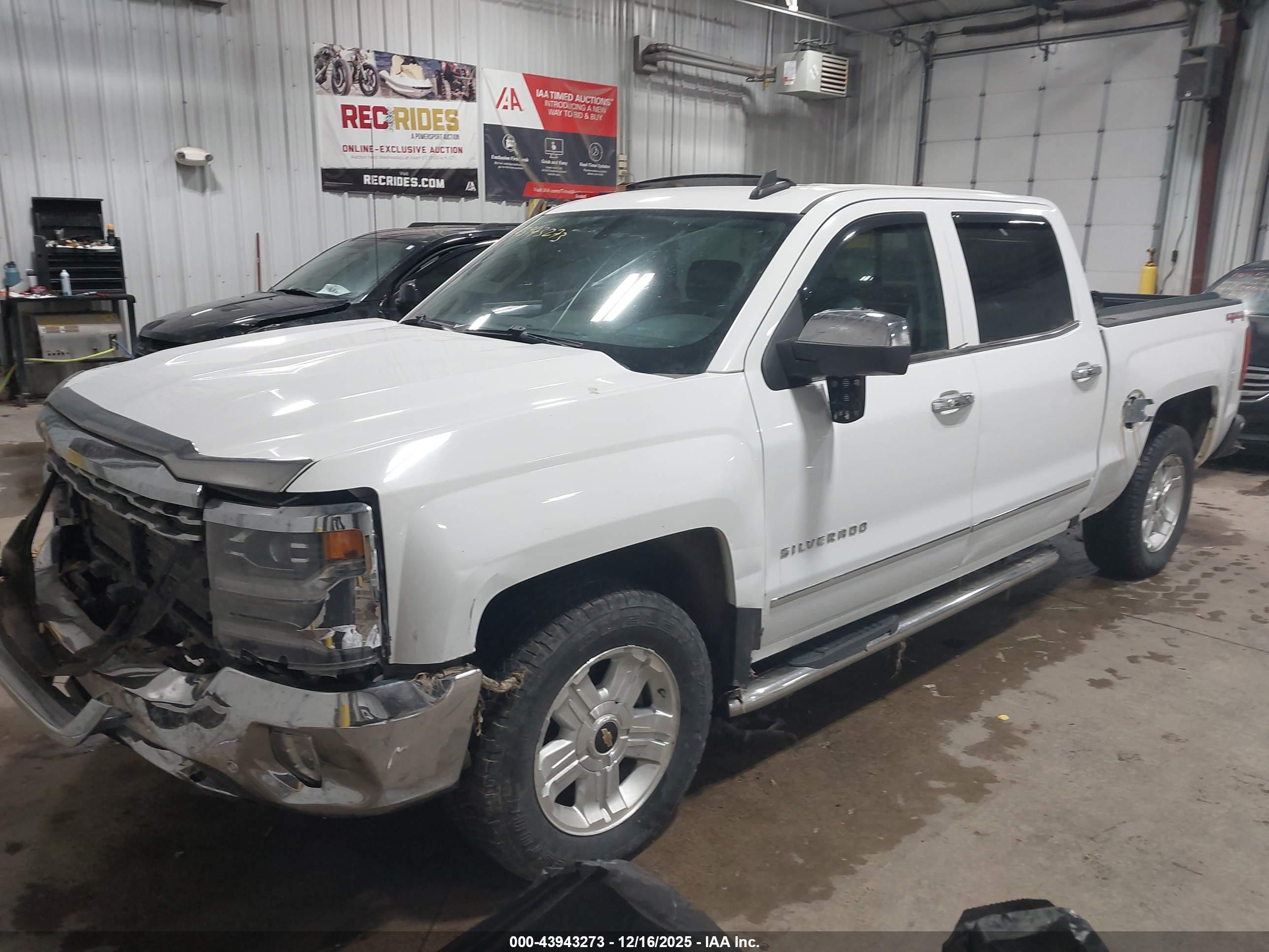 CHEVROLET SILVERADO image 2