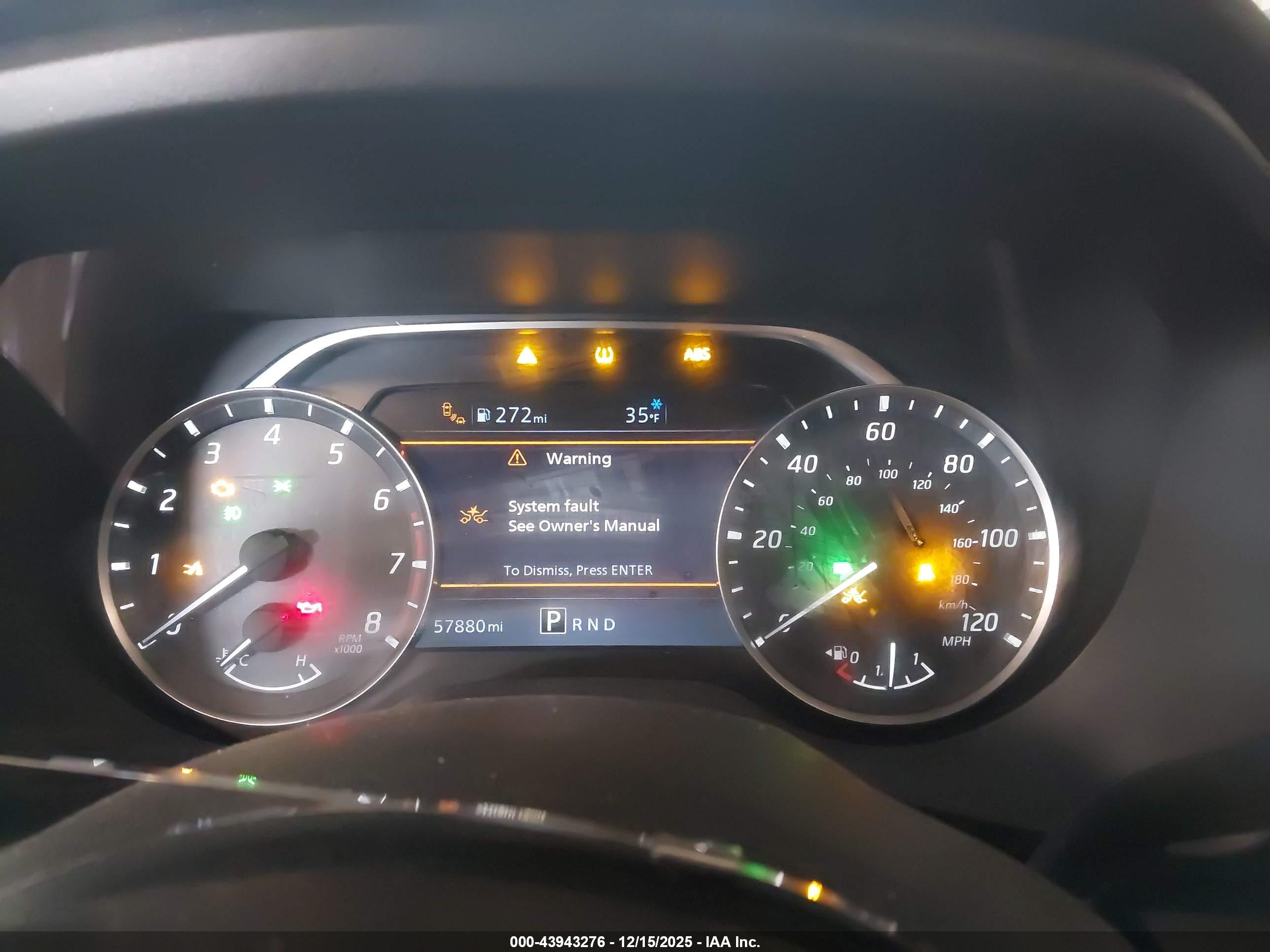 NISSAN TITAN image 7