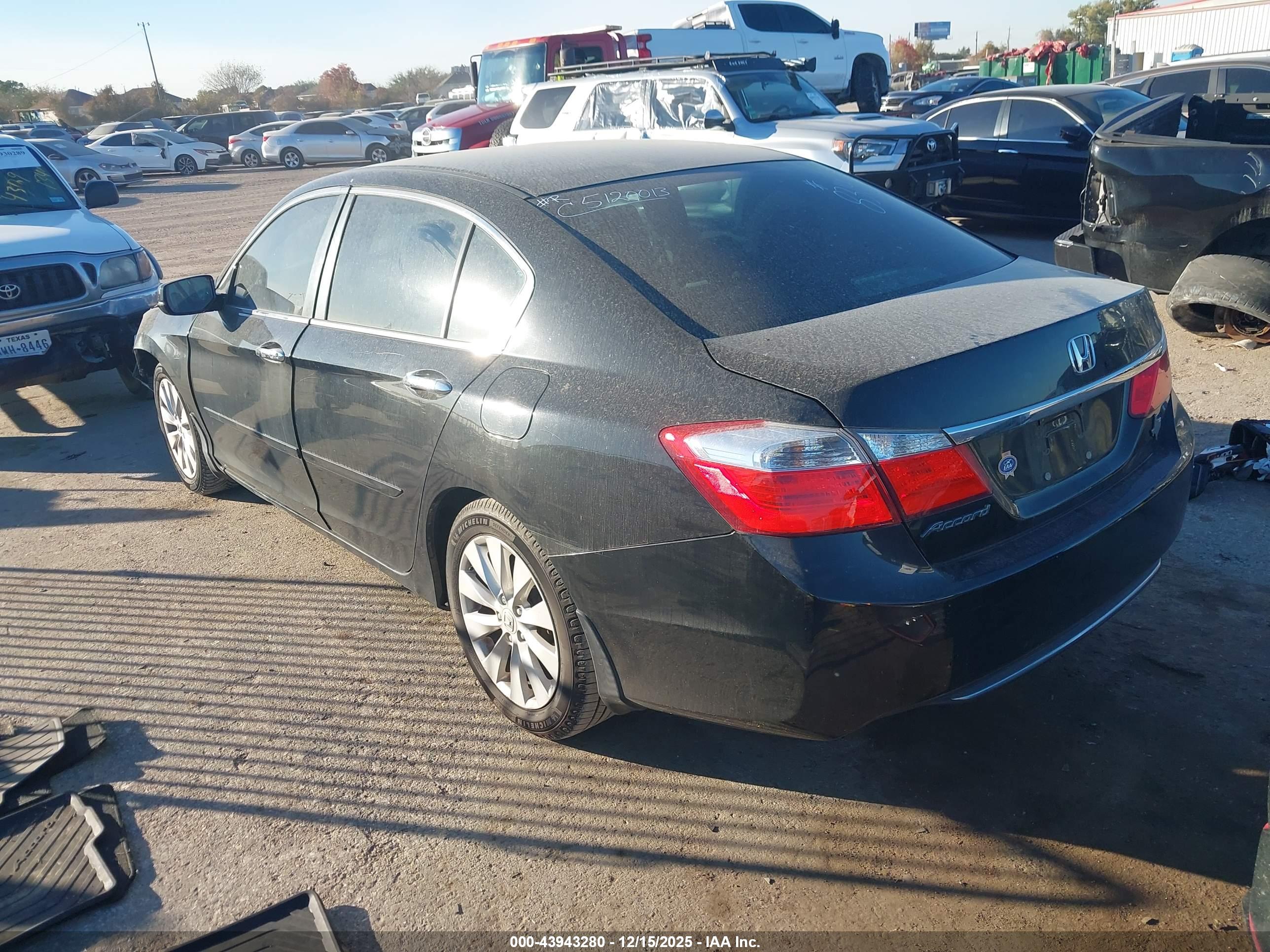 HONDA ACCORD image 3