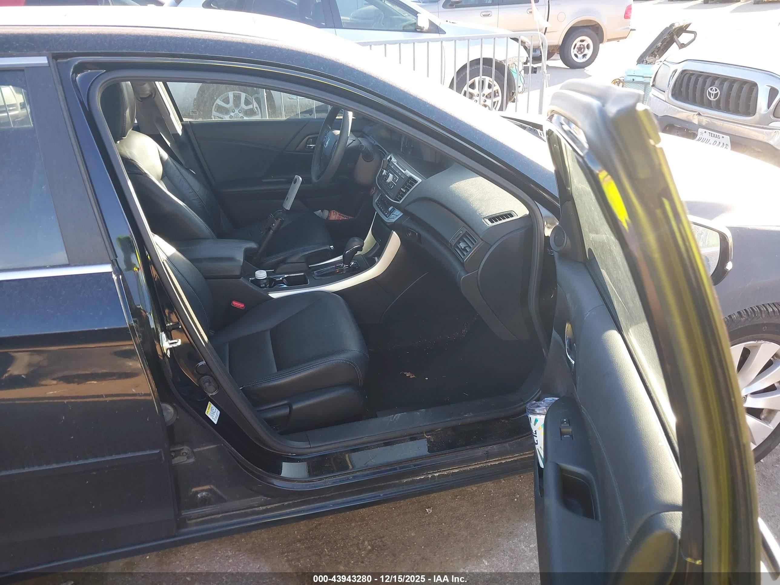 HONDA ACCORD image 5