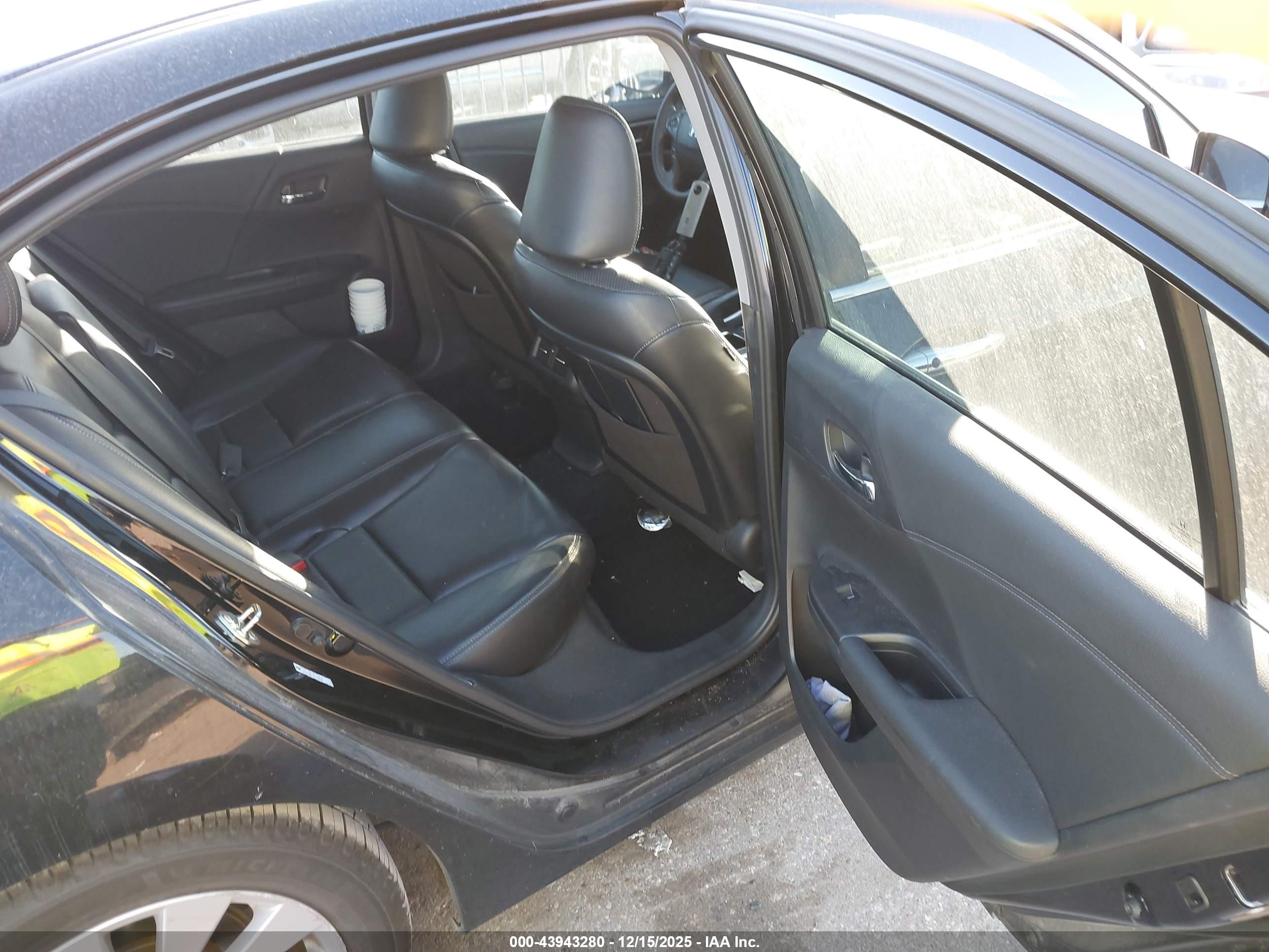 HONDA ACCORD image 8