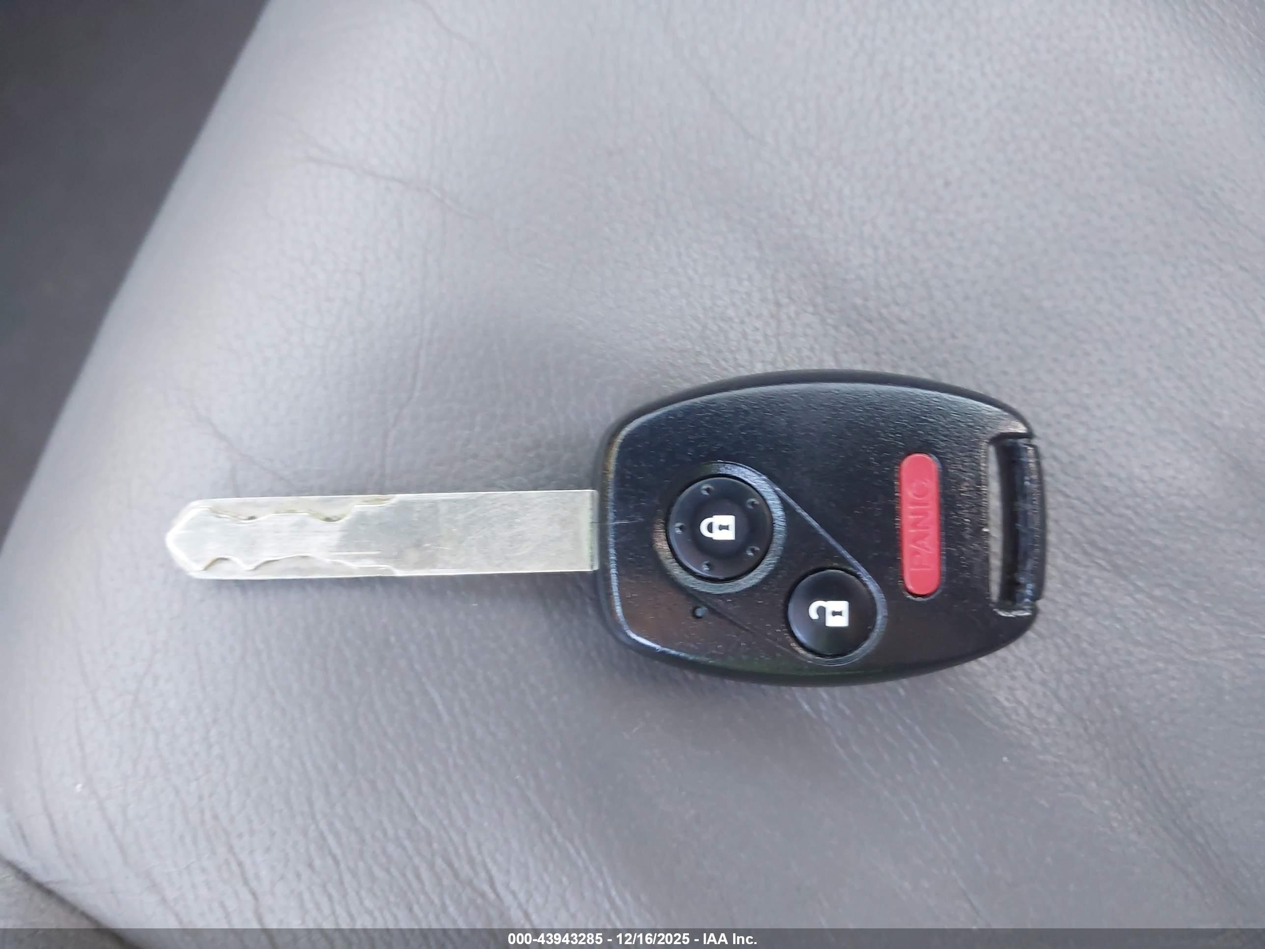 HONDA CR-V image 11