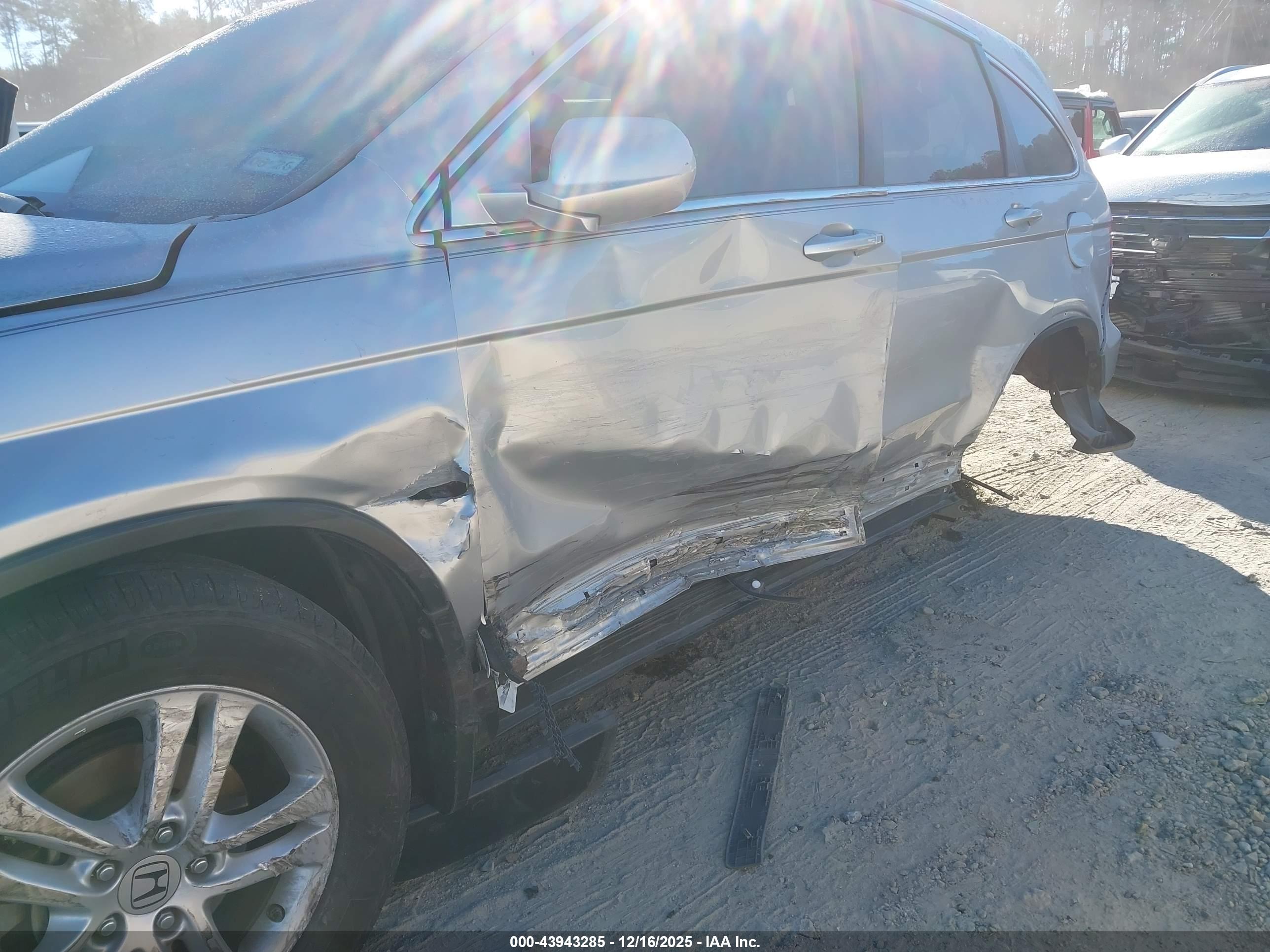 HONDA CR-V image 6
