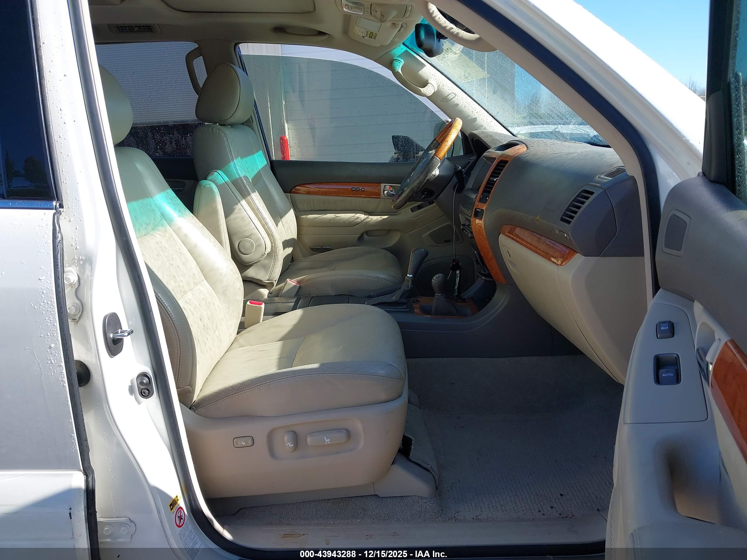LEXUS GX image 5
