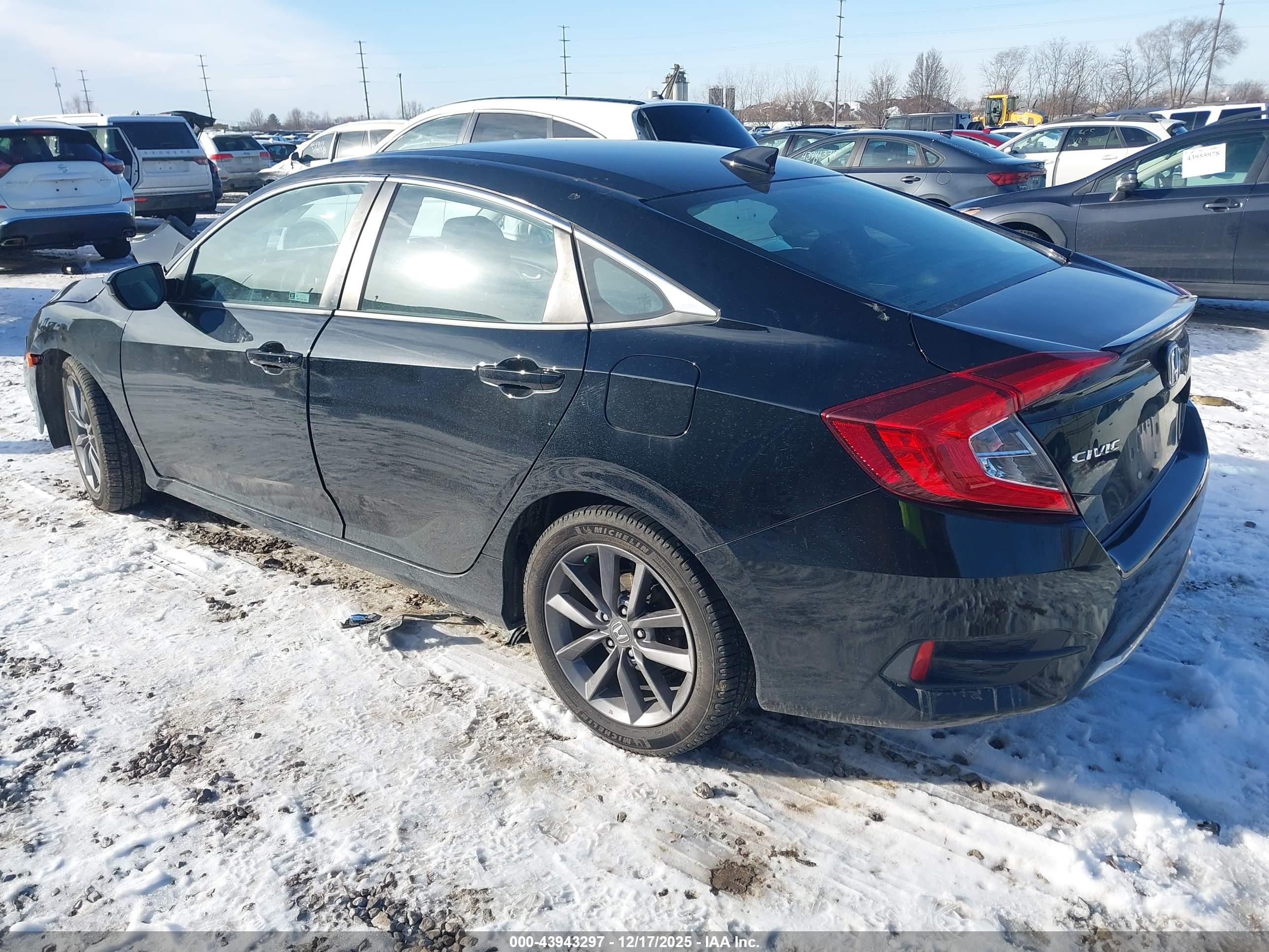 HONDA CIVIC image 3