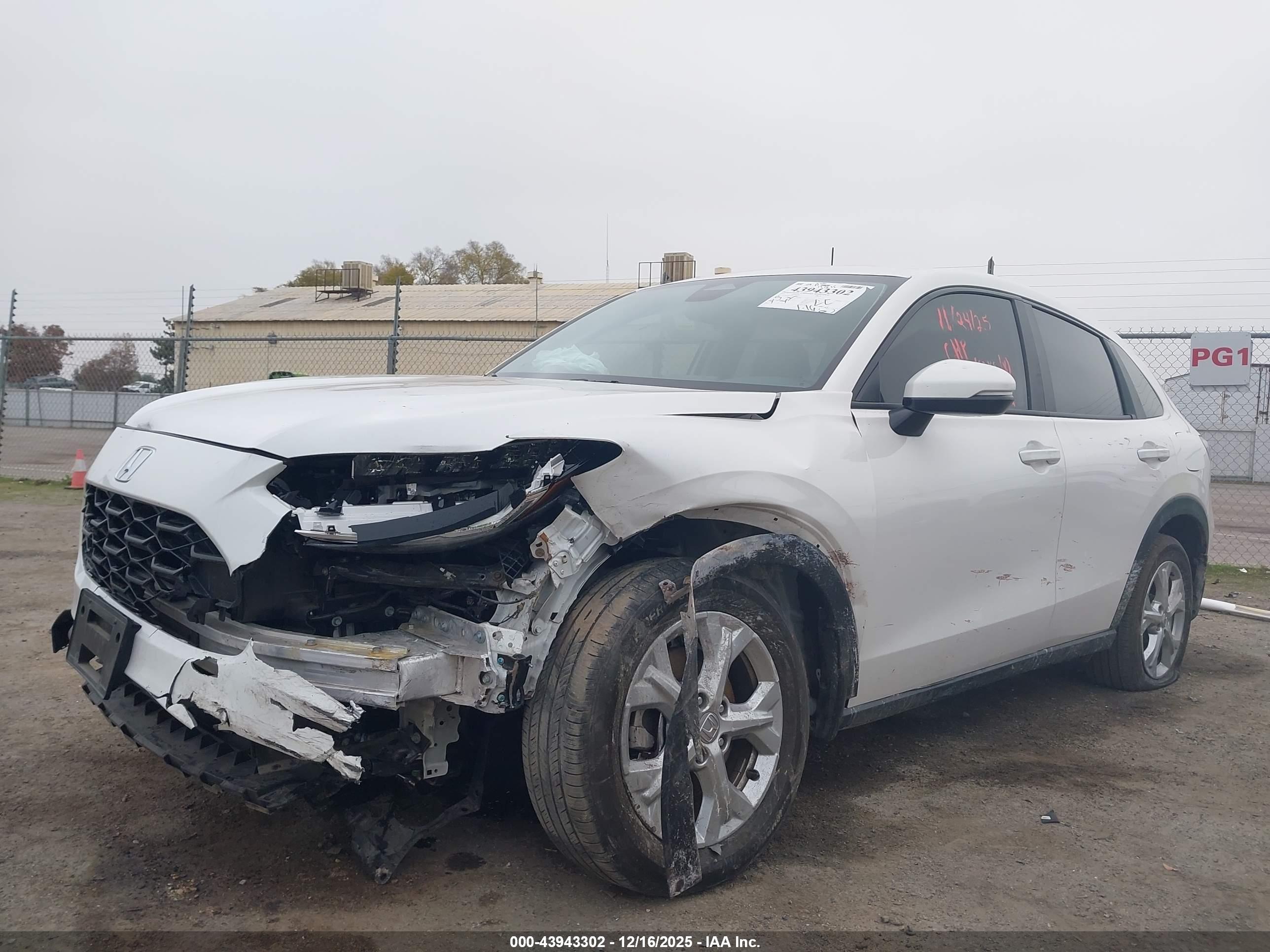 HONDA HR-V image 2