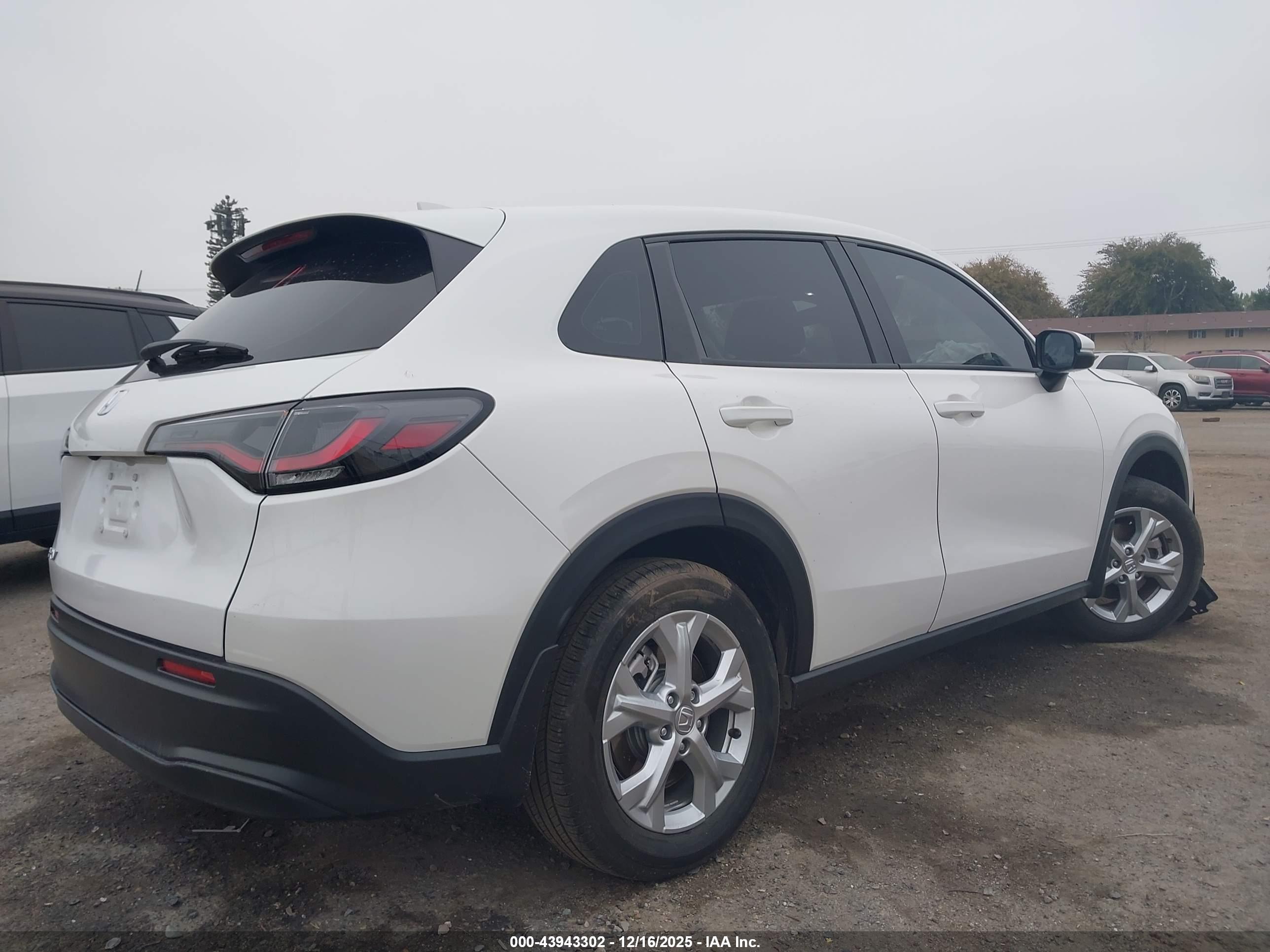 HONDA HR-V image 4