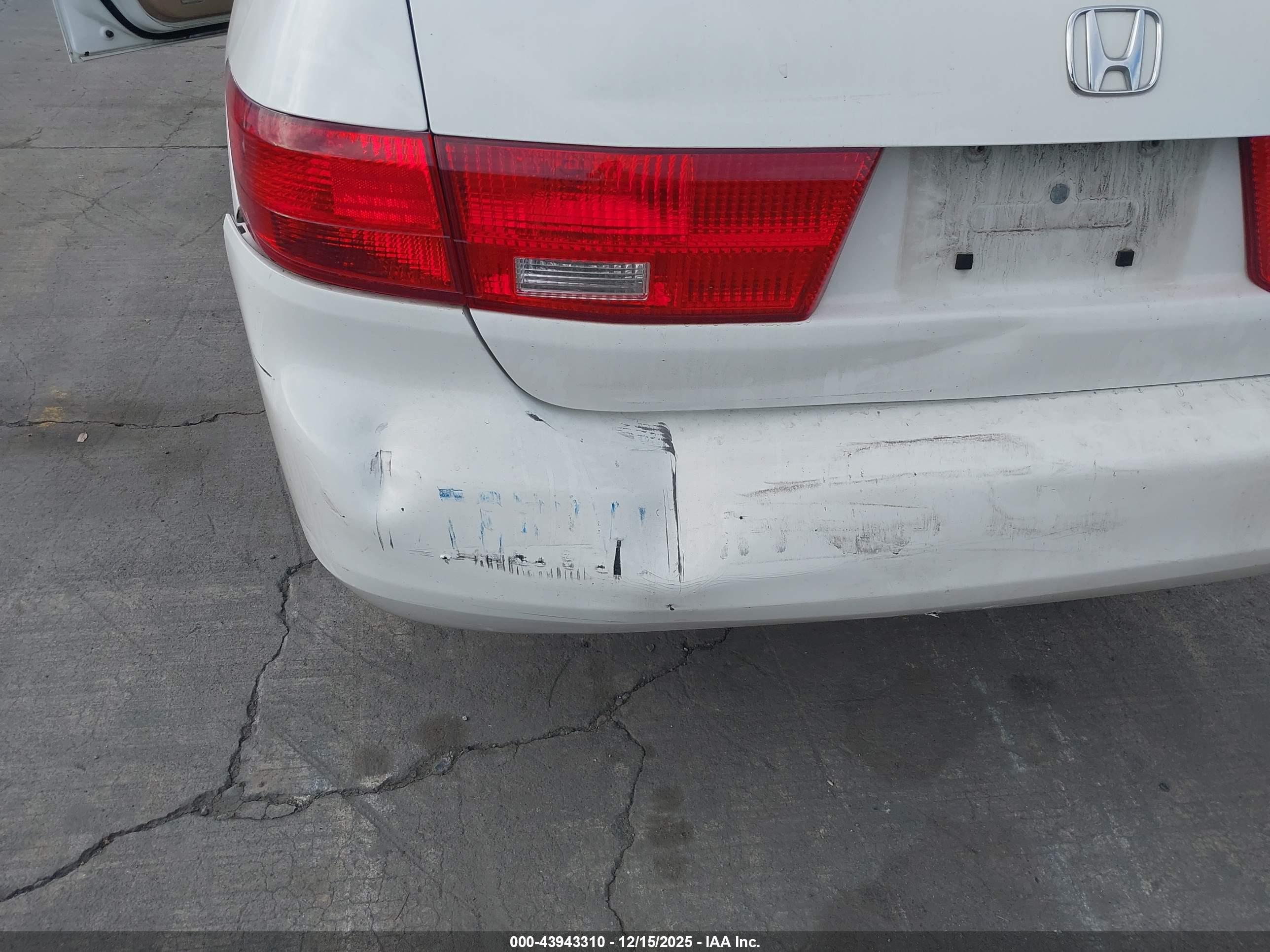 HONDA ACCORD image 6