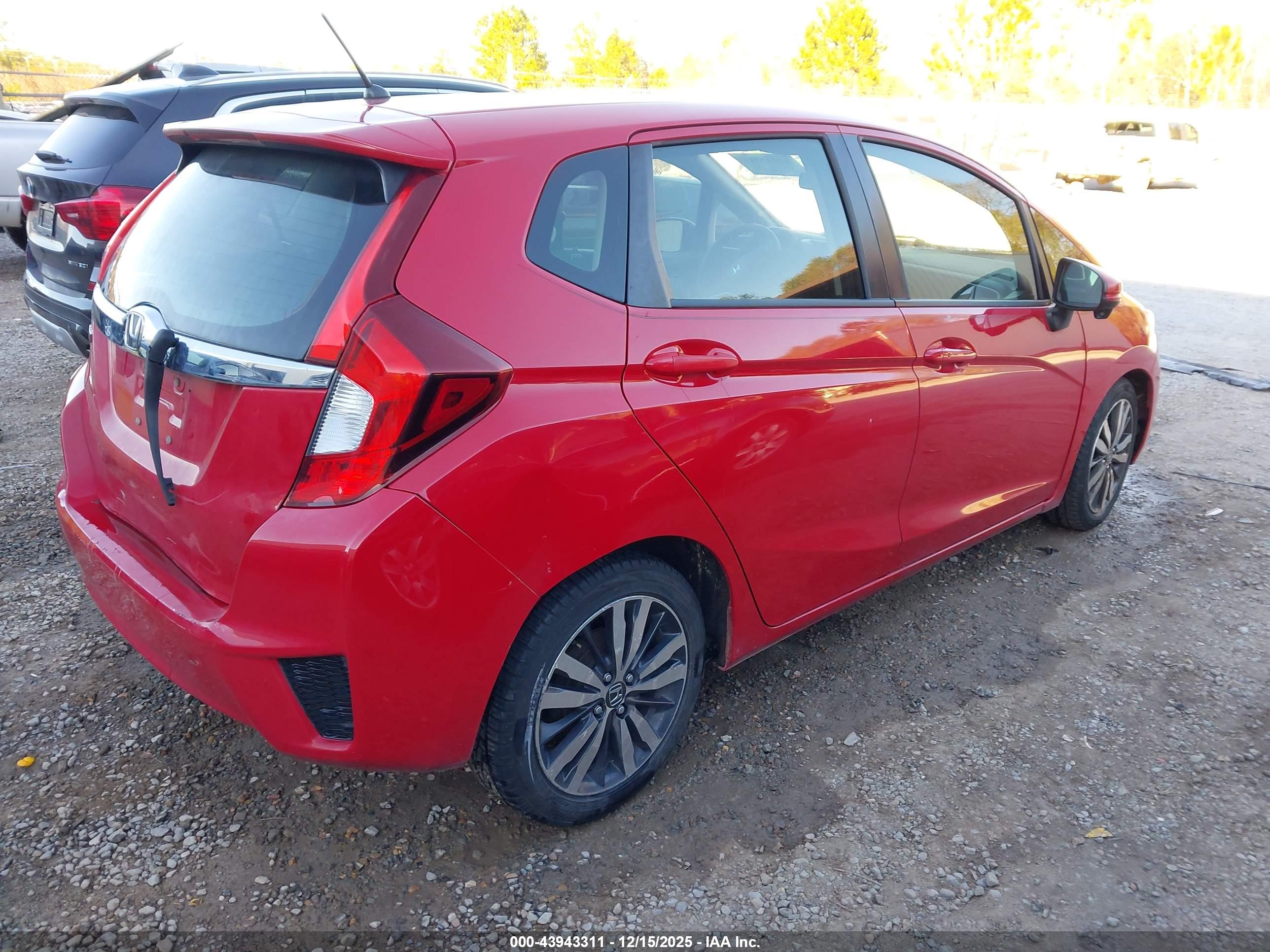 HONDA FIT image 4
