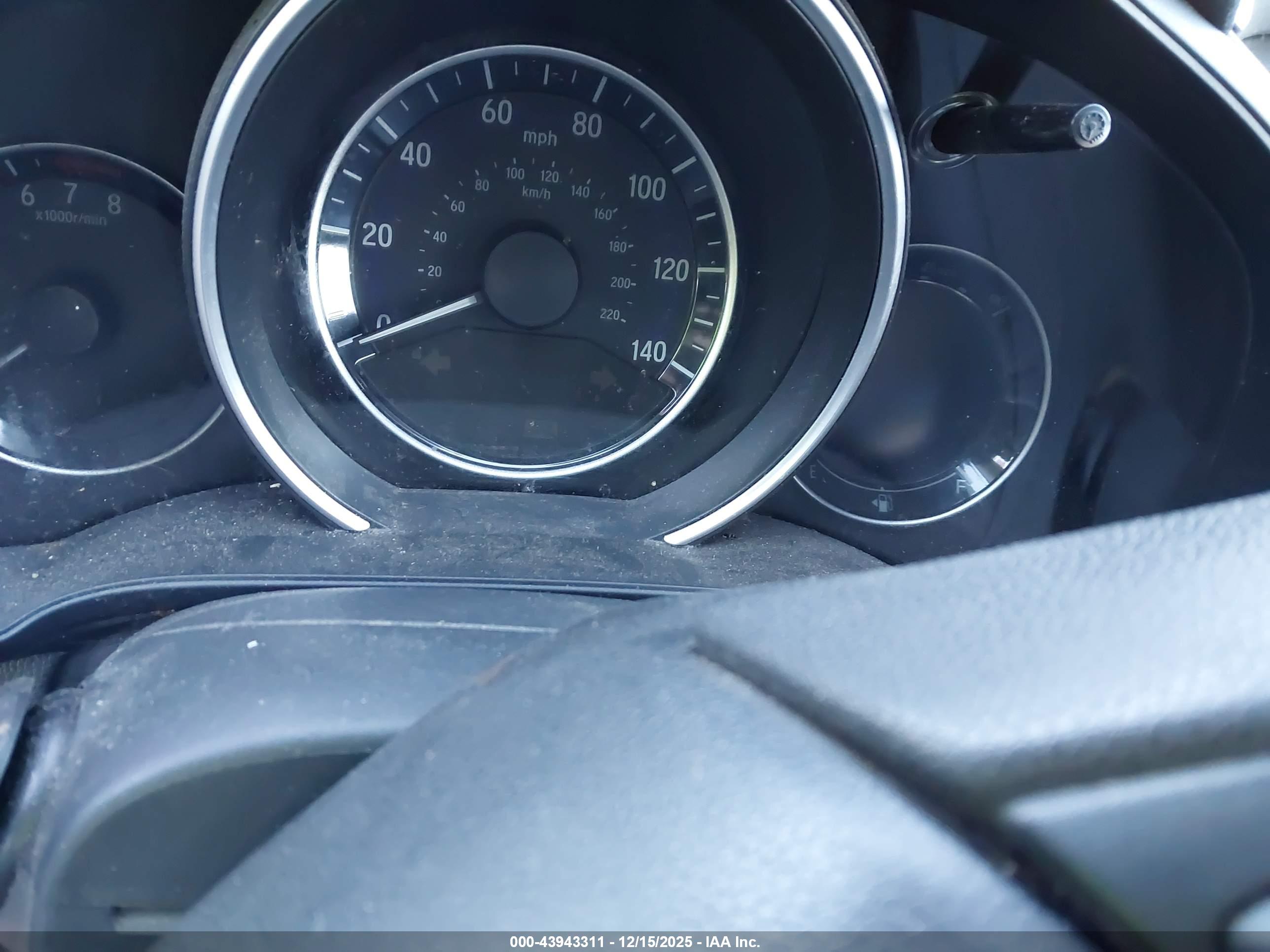HONDA FIT image 7