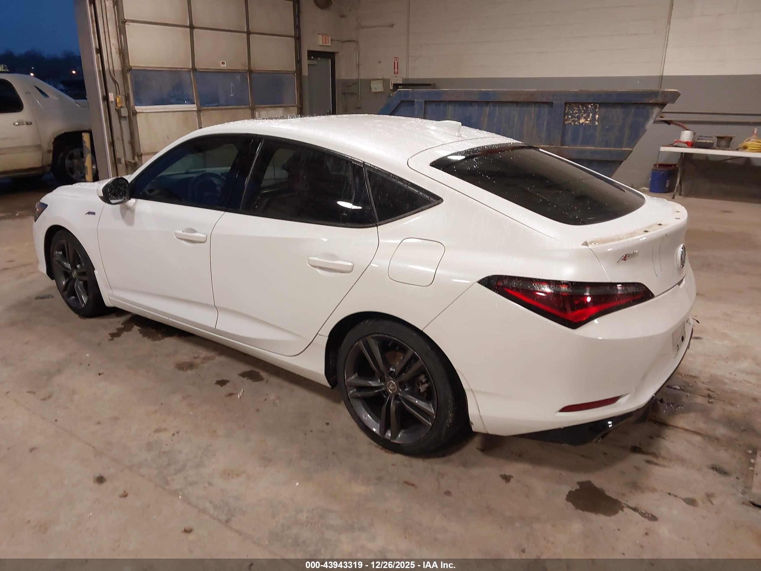 ACURA INTEGRA image 3