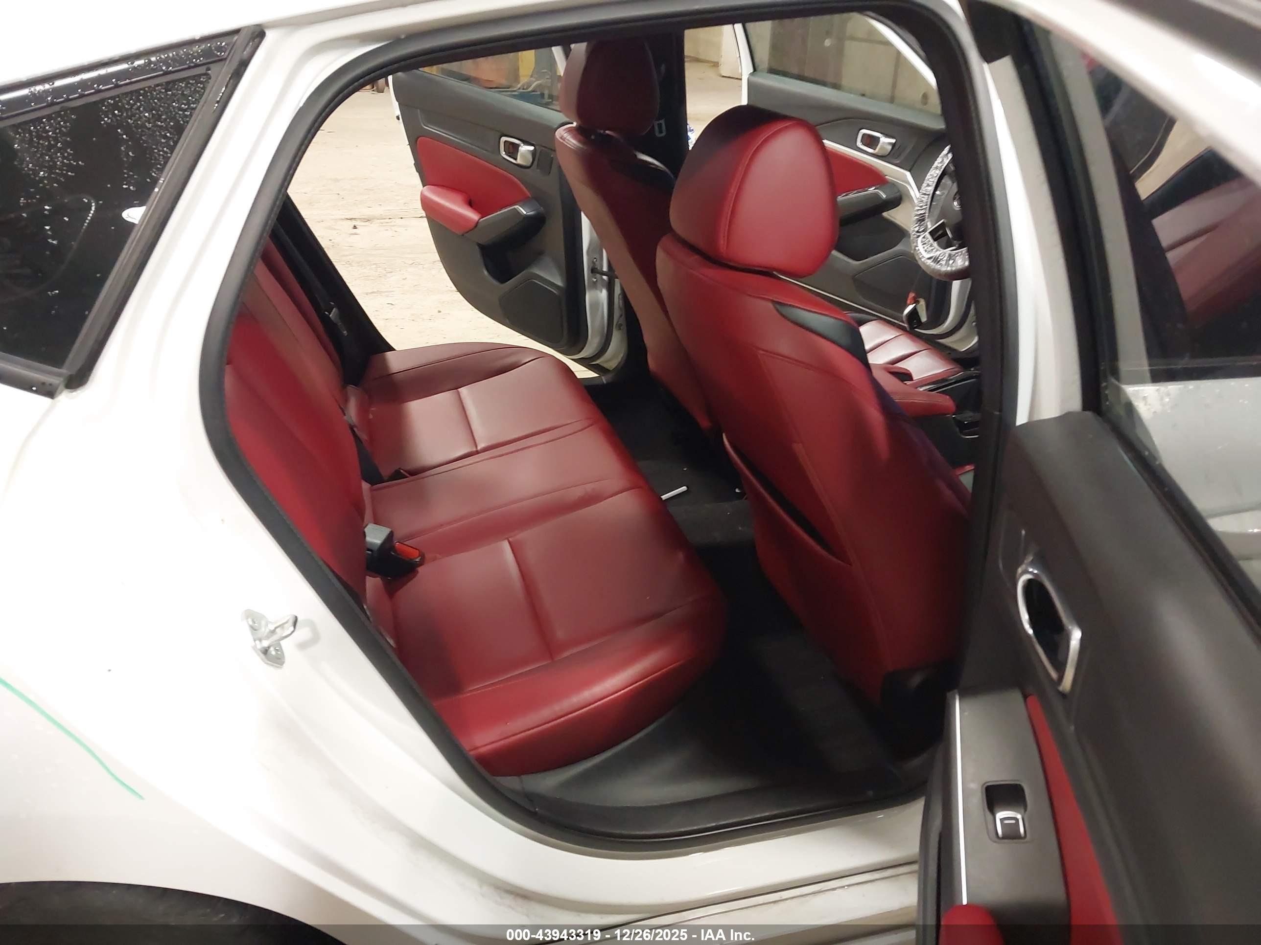ACURA INTEGRA image 8
