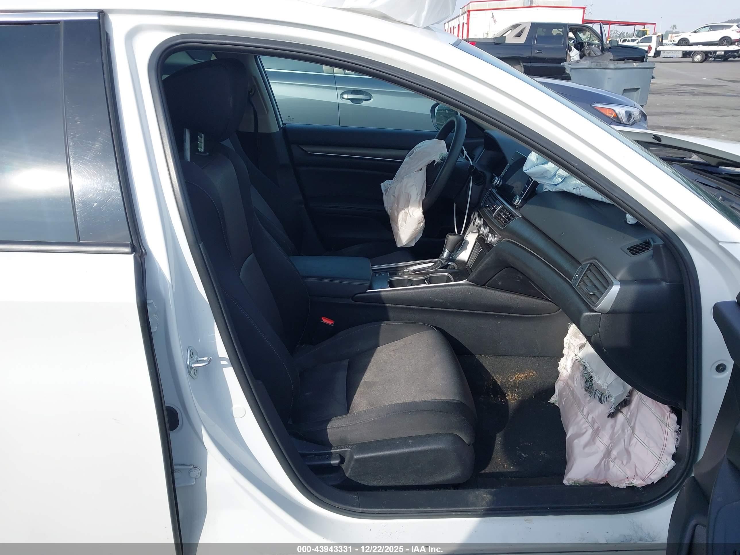 HONDA ACCORD image 5
