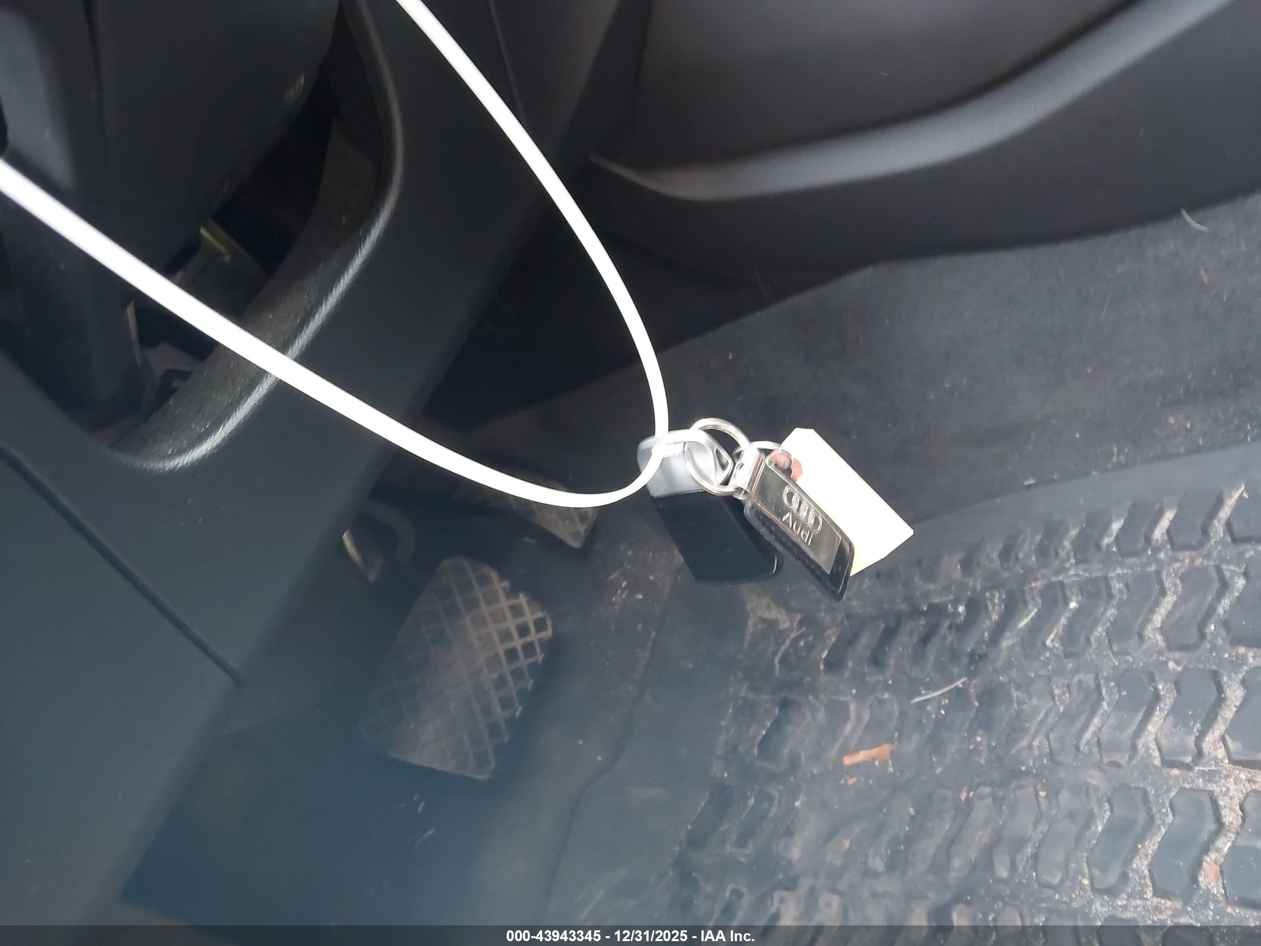 AUDI Q5 image 11