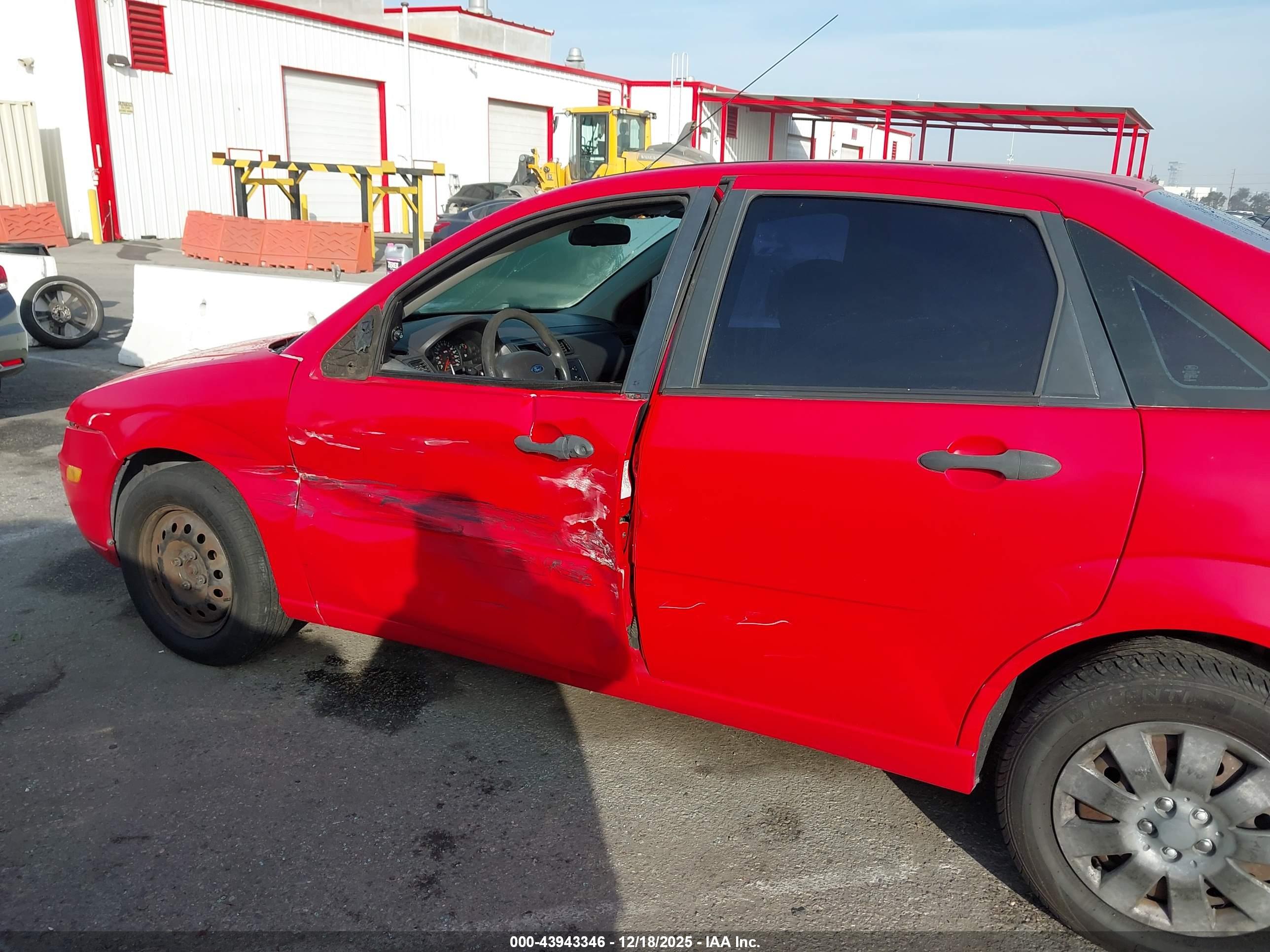 FORD FOCUS image 6