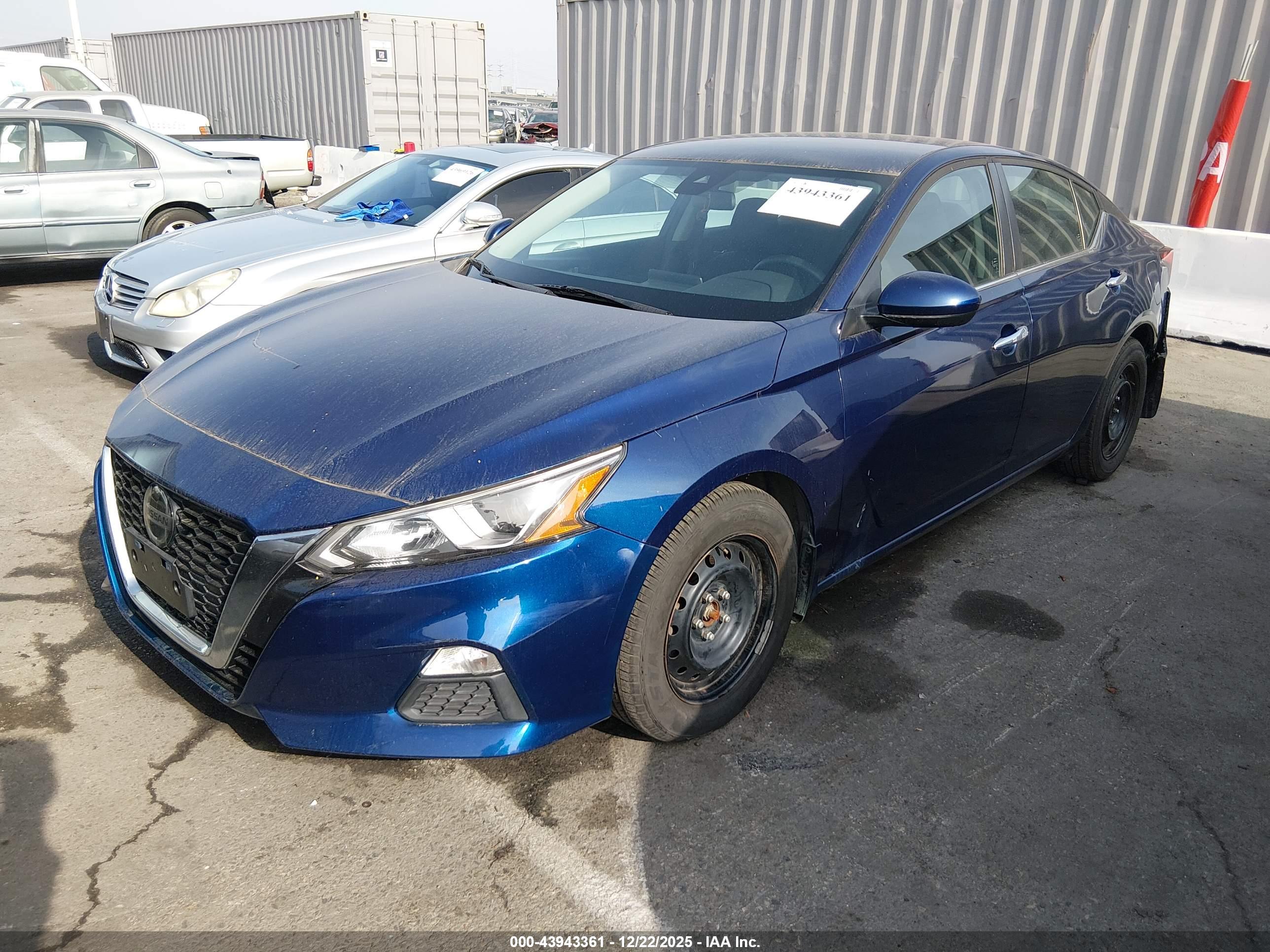 NISSAN ALTIMA image 2