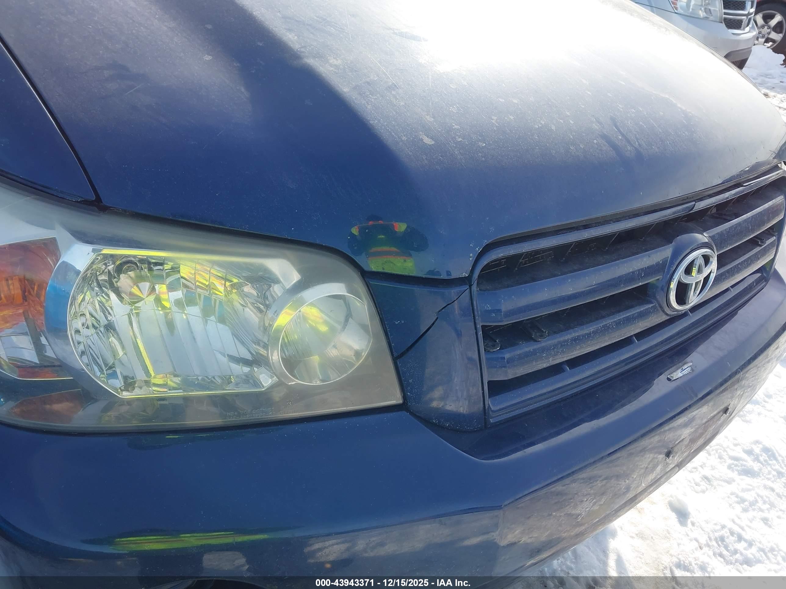 TOYOTA HIGHLANDER image 6