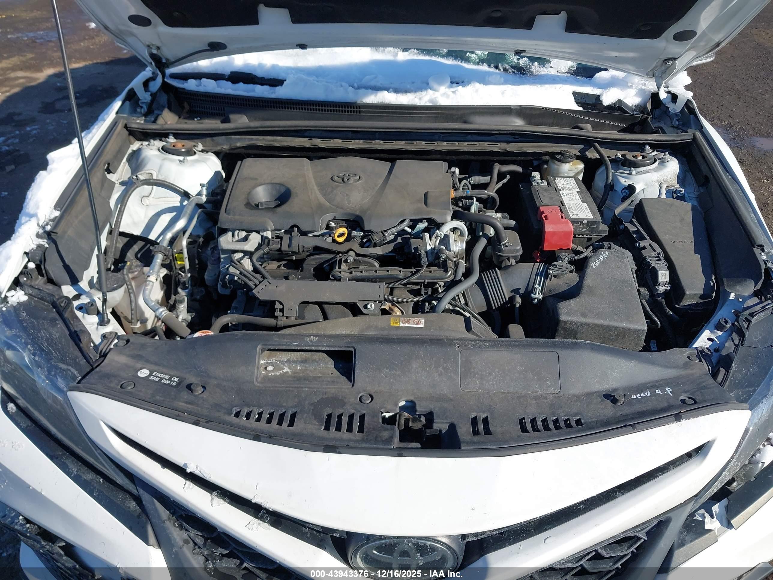 TOYOTA CAMRY image 10