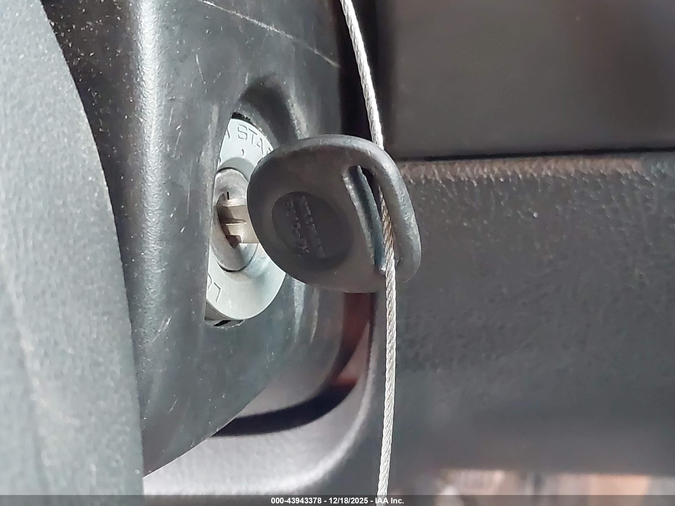 HUMMER H3 image 11
