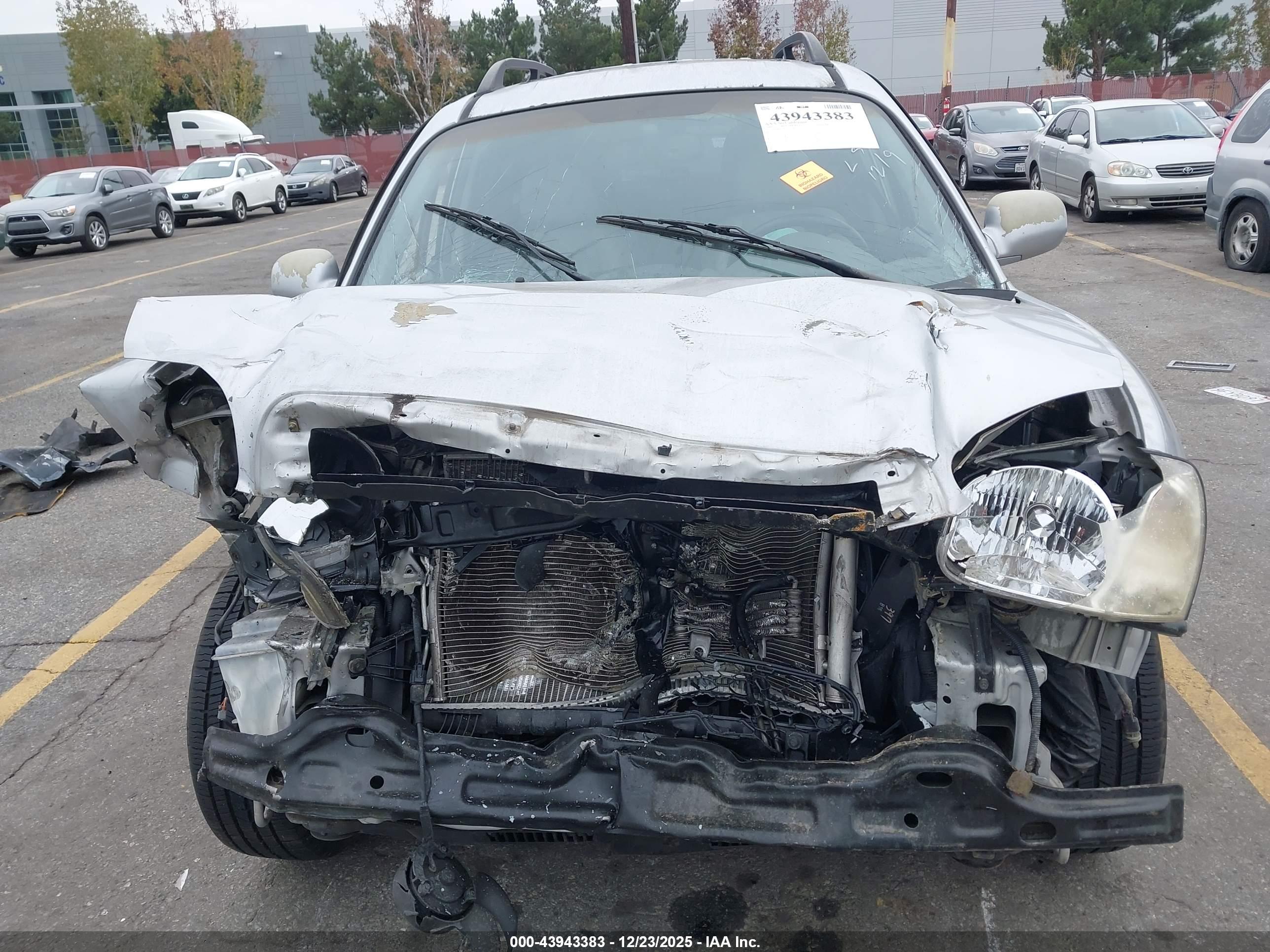 HYUNDAI SANTA image 6