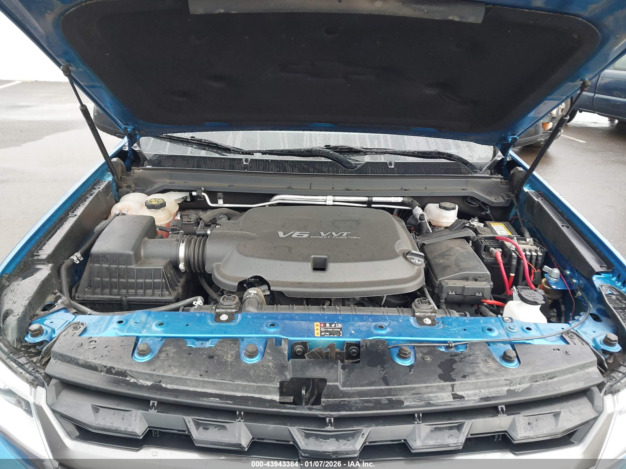 CHEVROLET COLORADO image 10