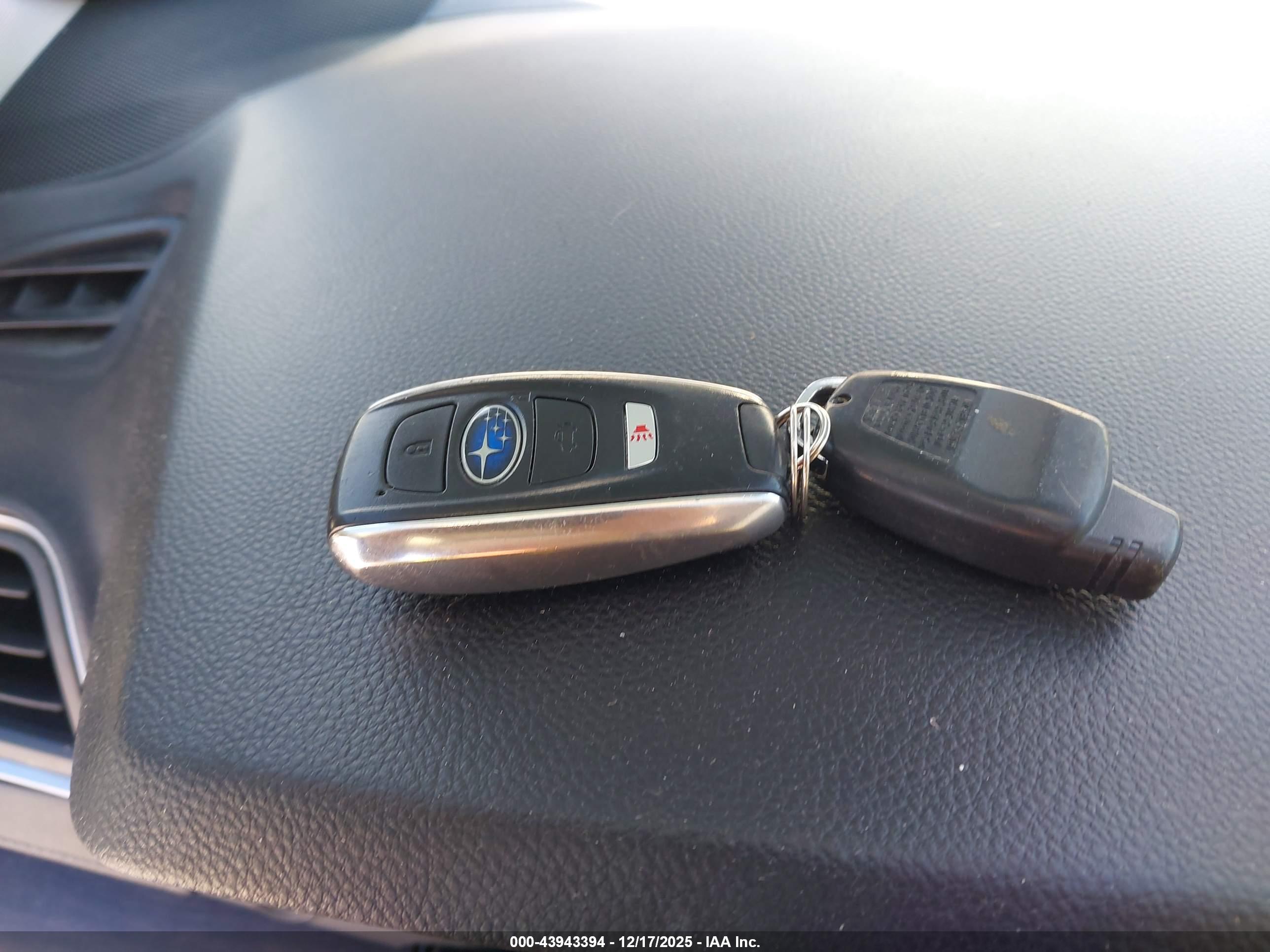 SUBARU OUTBACK image 11