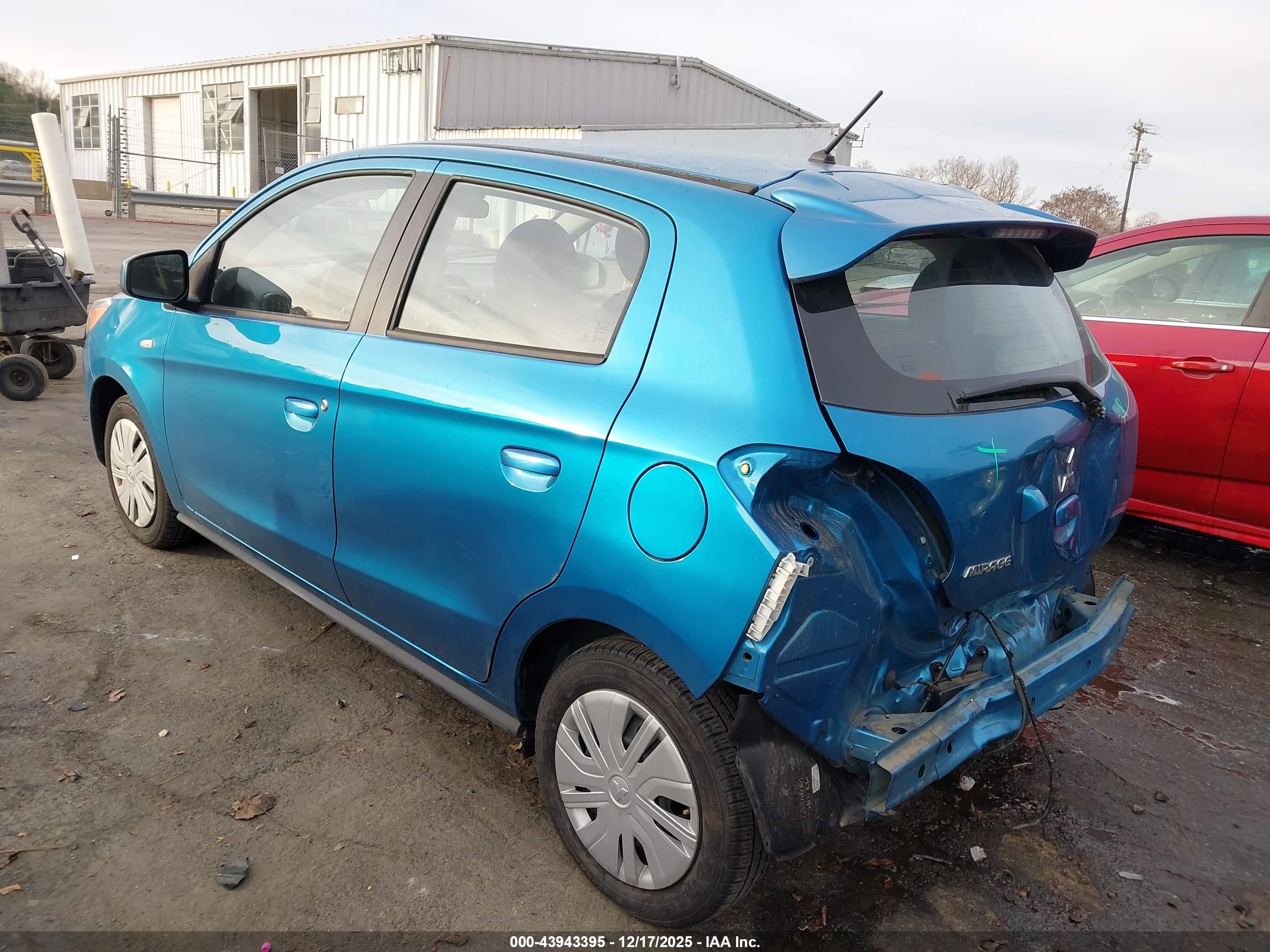 MITSUBISHI MIRAGE image 3