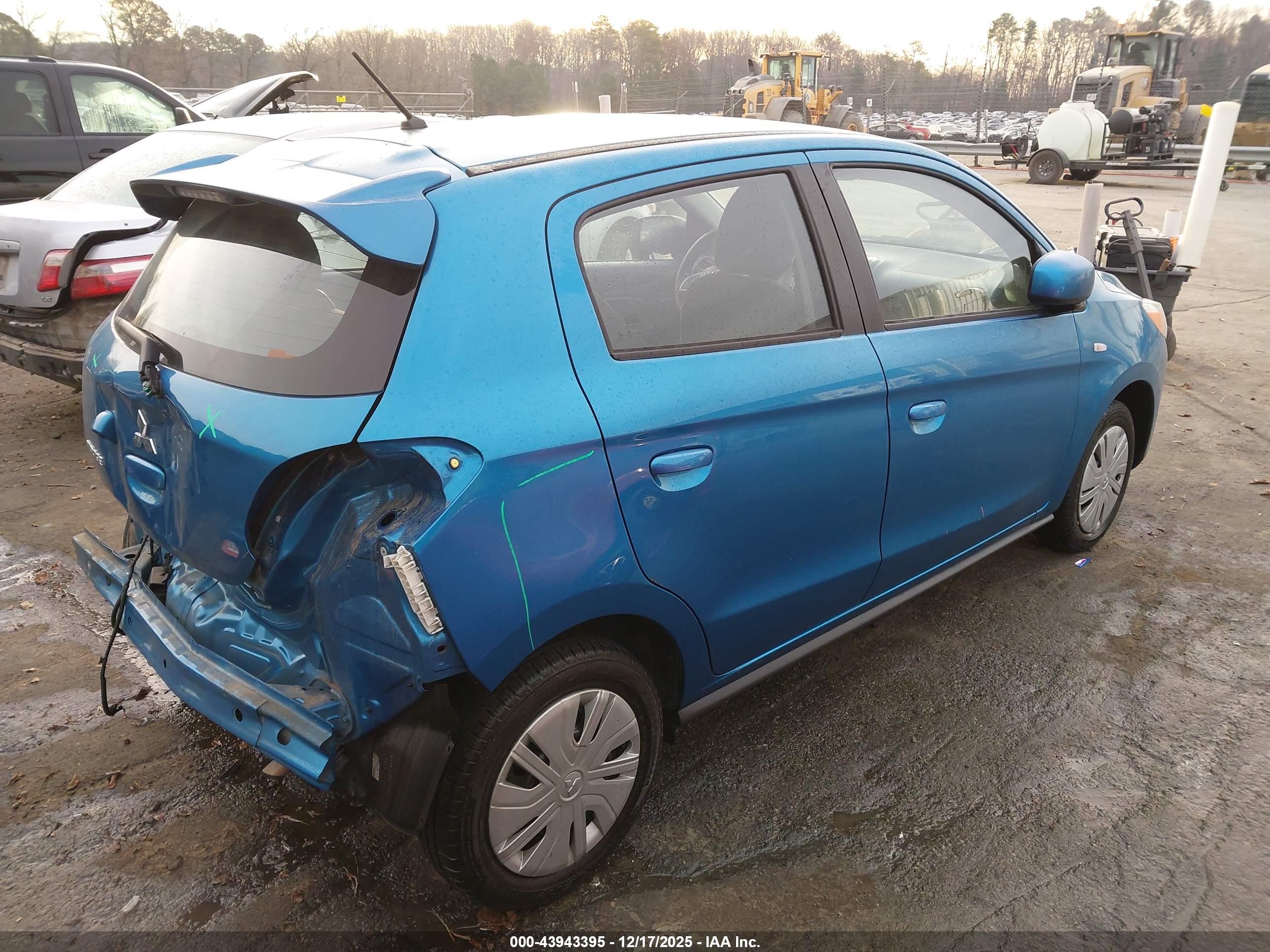MITSUBISHI MIRAGE image 4