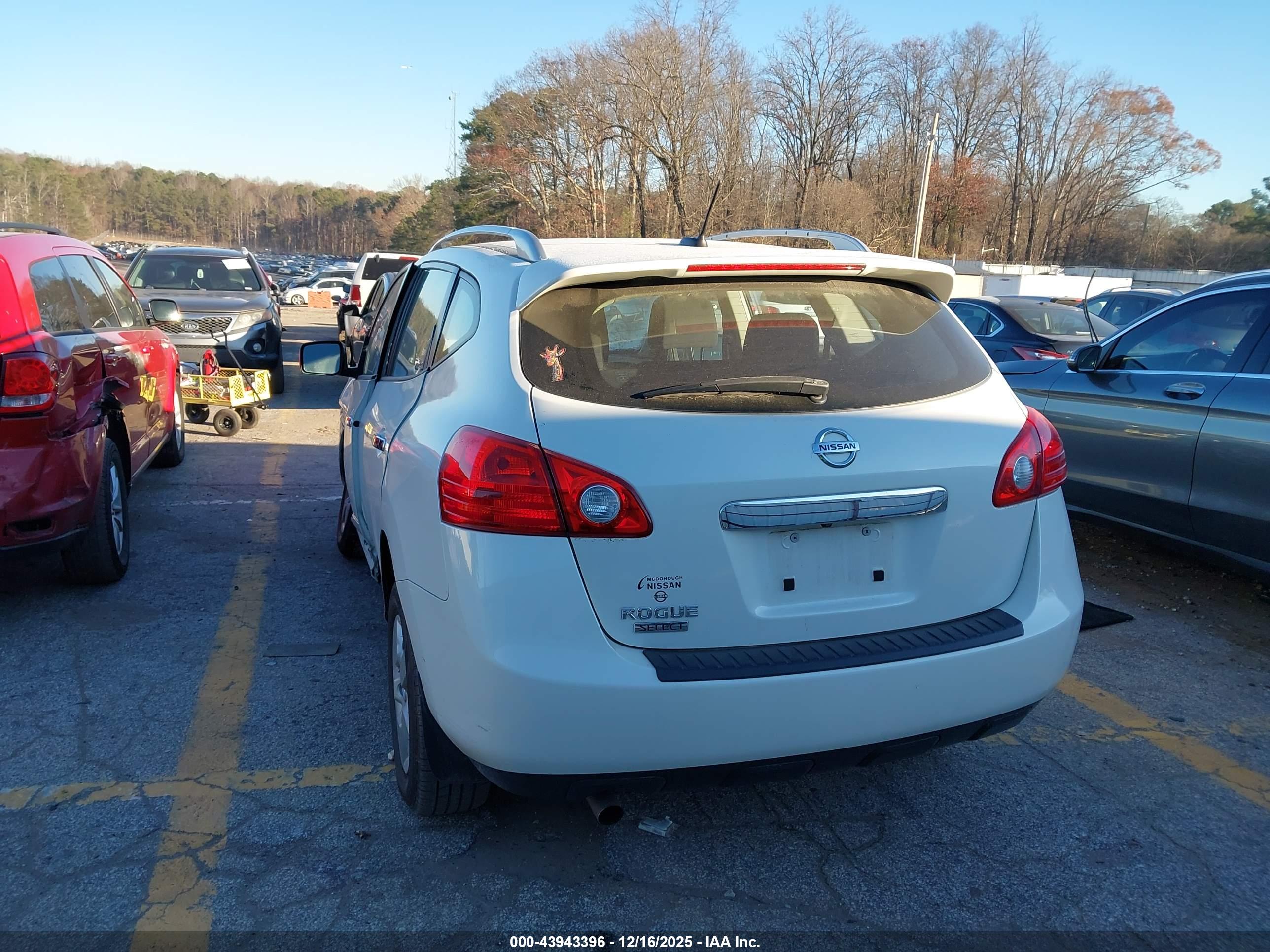 NISSAN ROGUE image 3