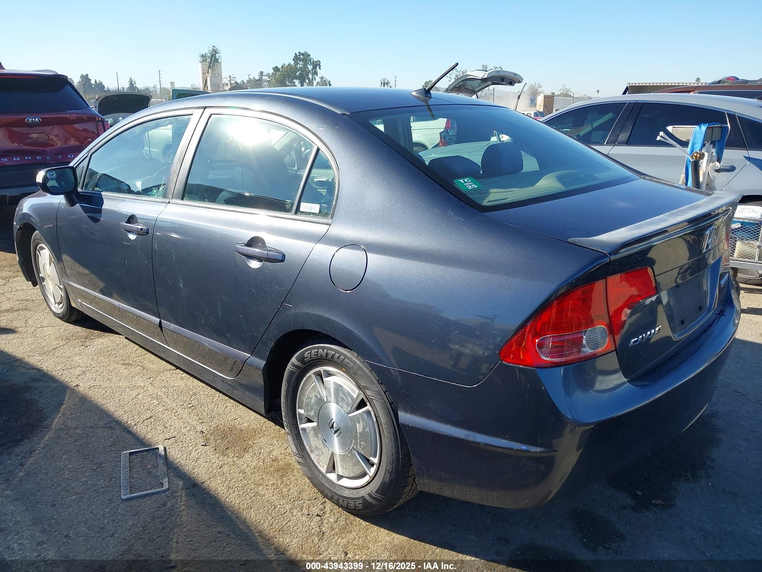 HONDA CIVIC image 3