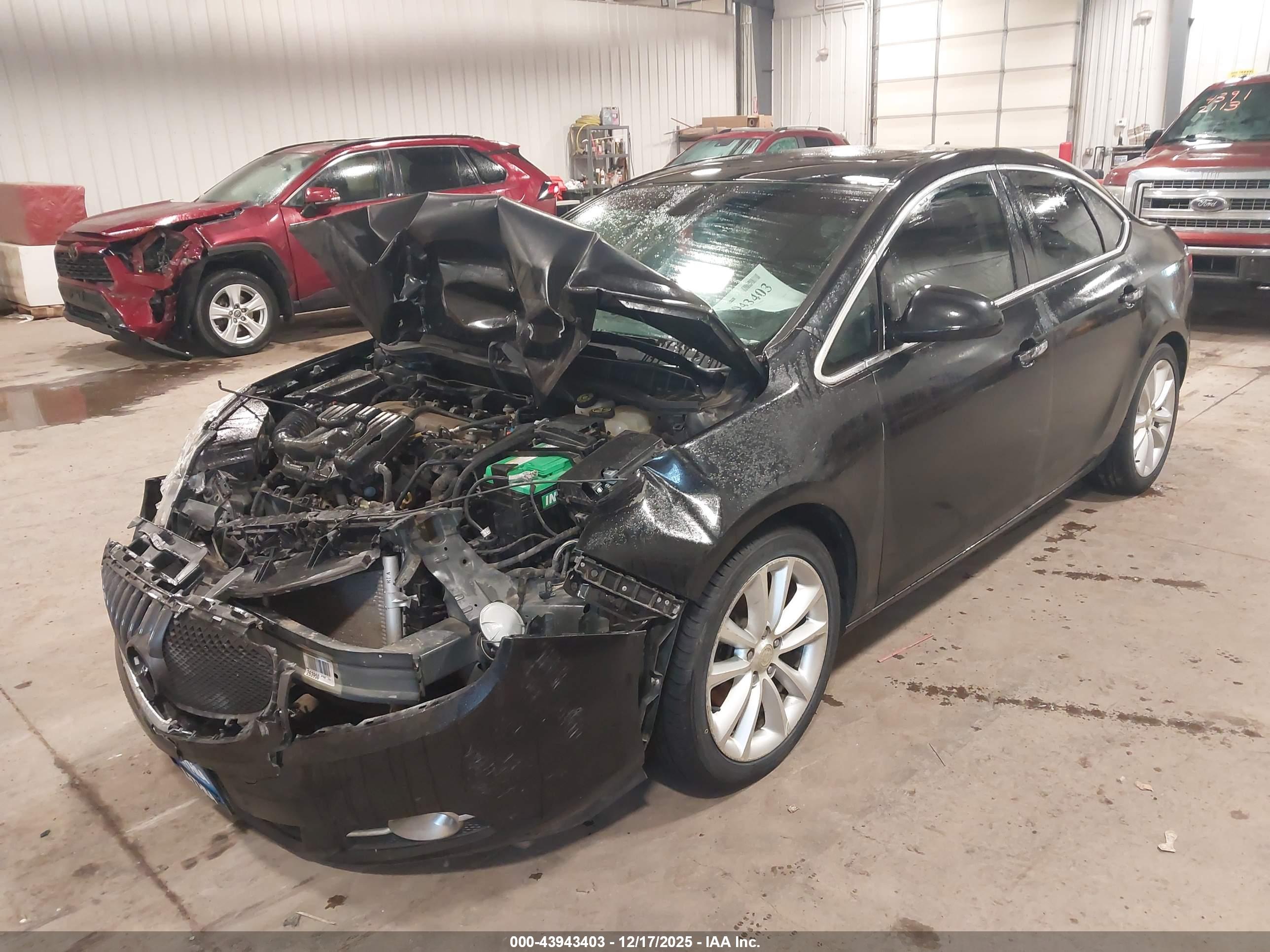 BUICK VERANO image 2