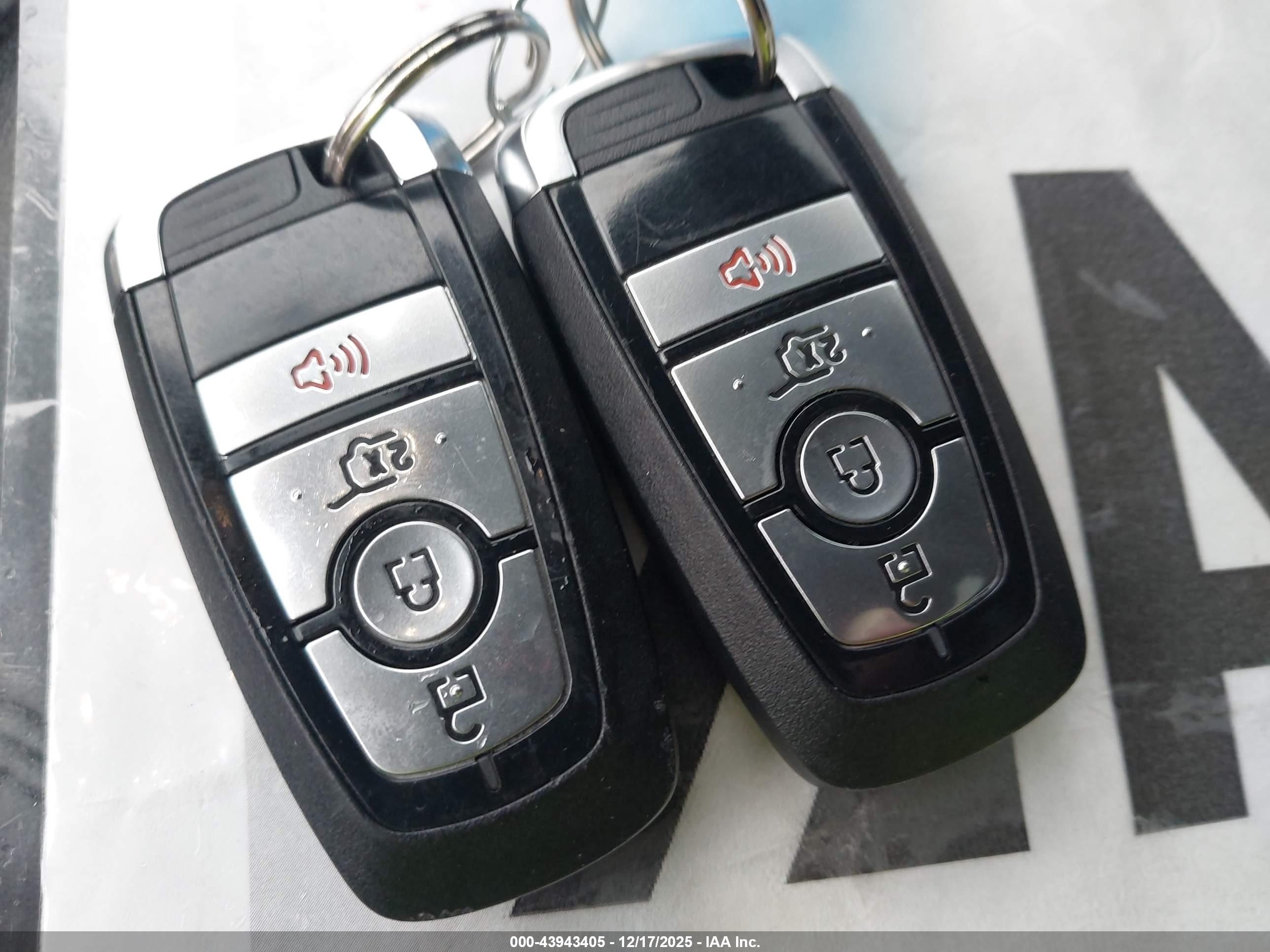FORD EXPLORER image 11