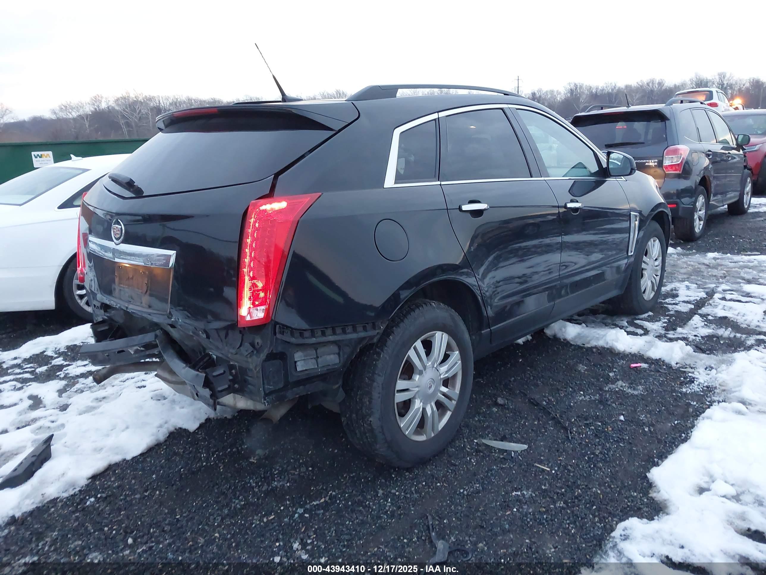 CADILLAC SRX image 4